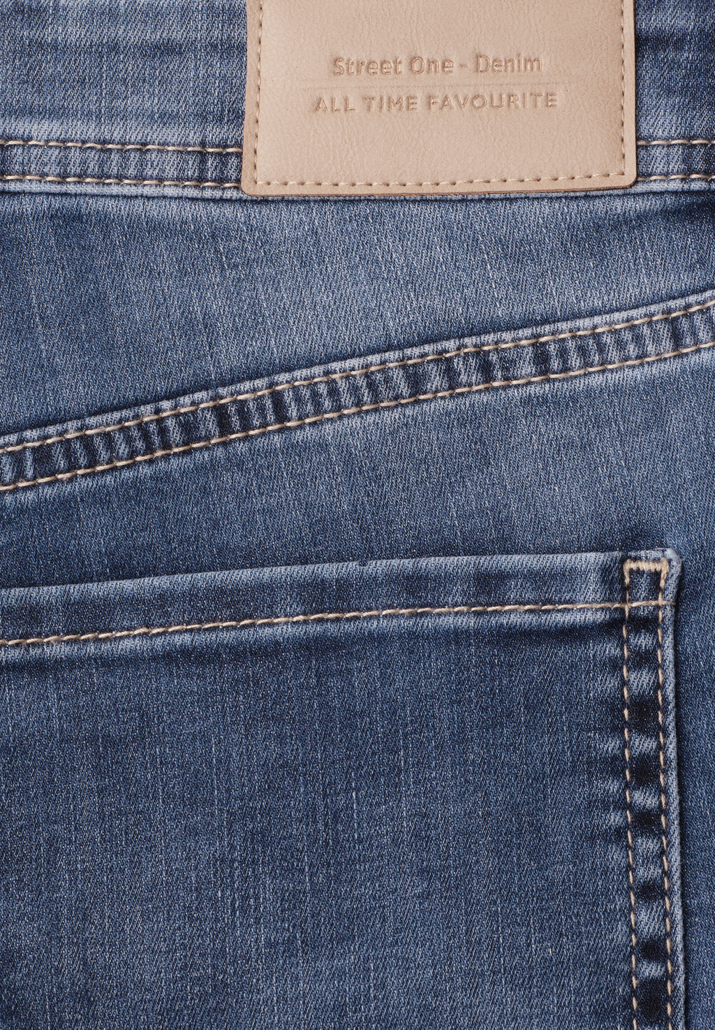 7/8 Slim Leg Jeans im Casual Fit