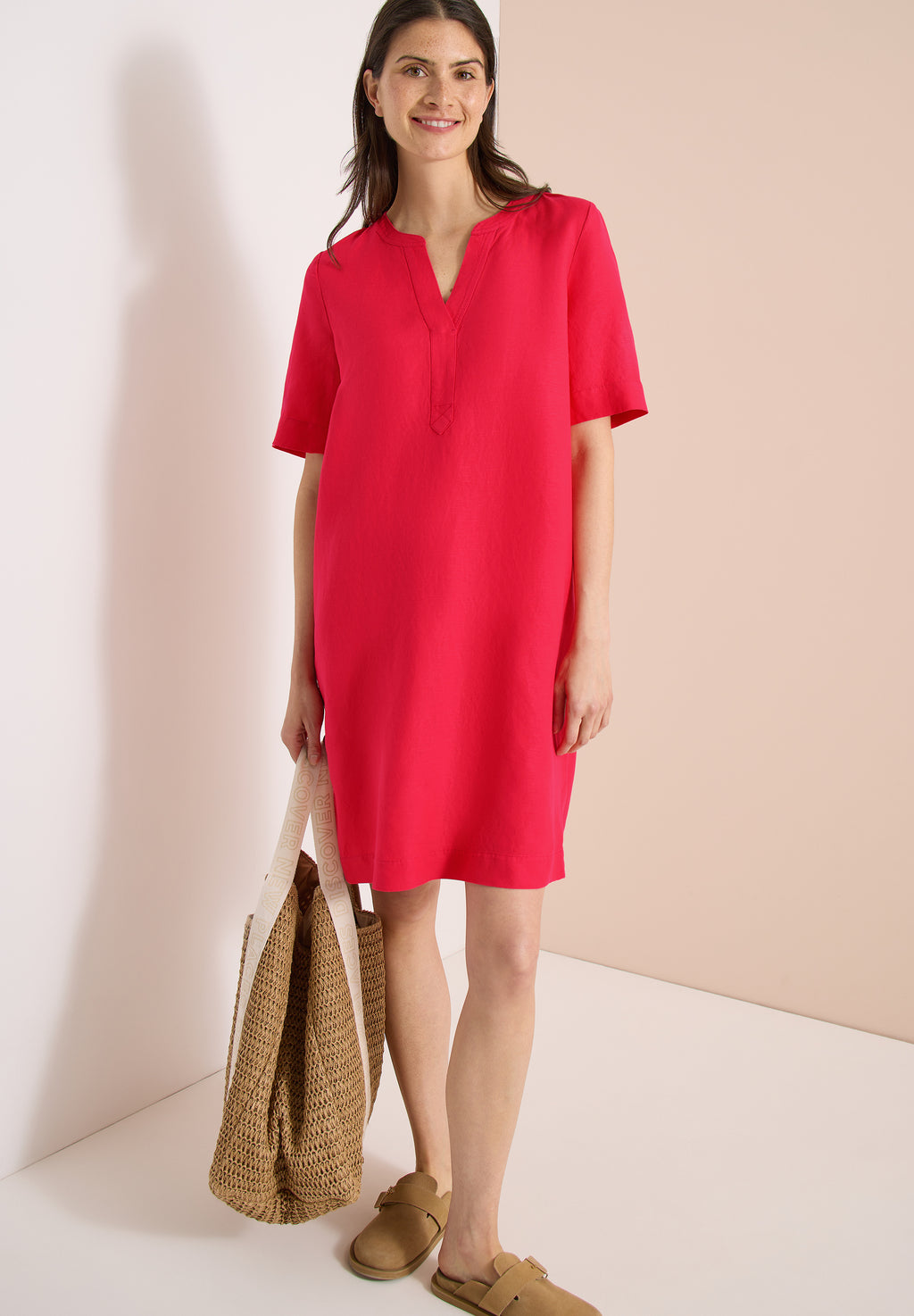 Knielanges Kleid aus Leinenmix