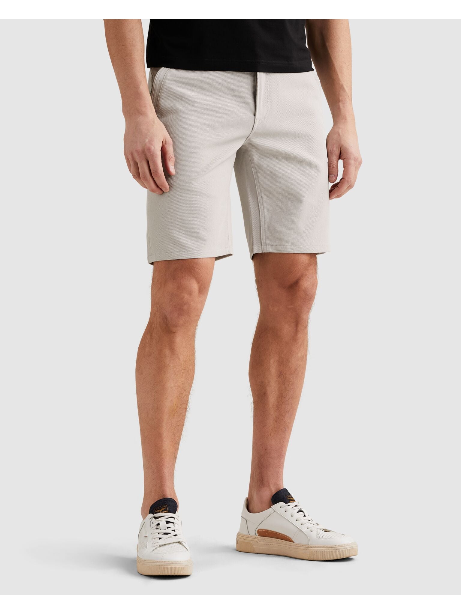 INTERWING CHINO RELAXED SHORTS