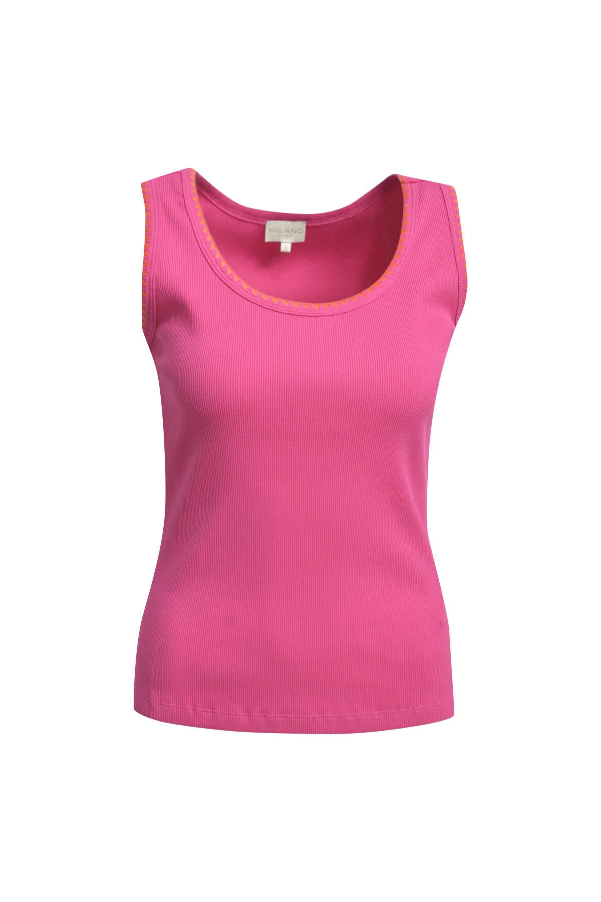 Tanktop with crochet edge