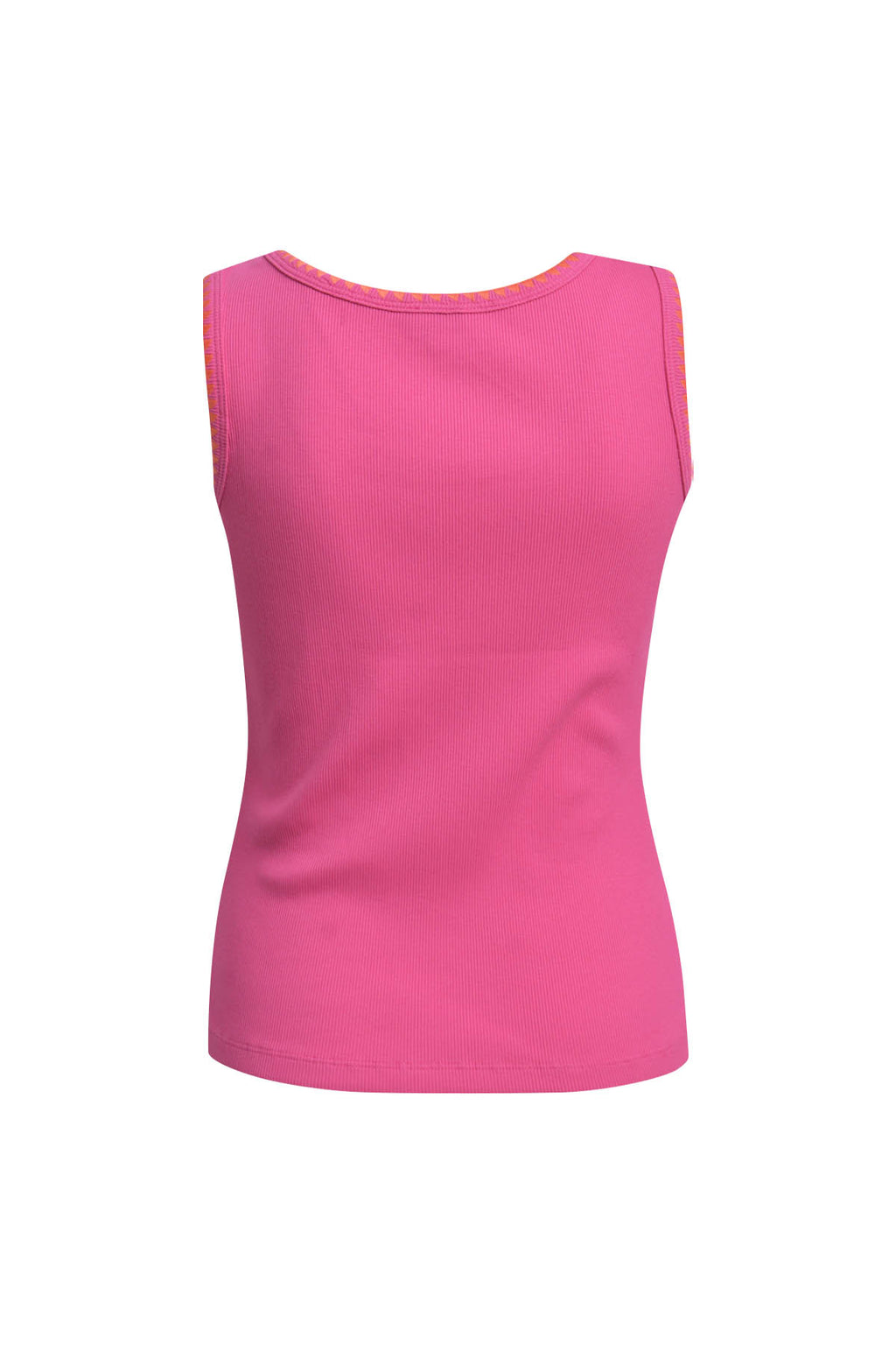 Tanktop with crochet edge