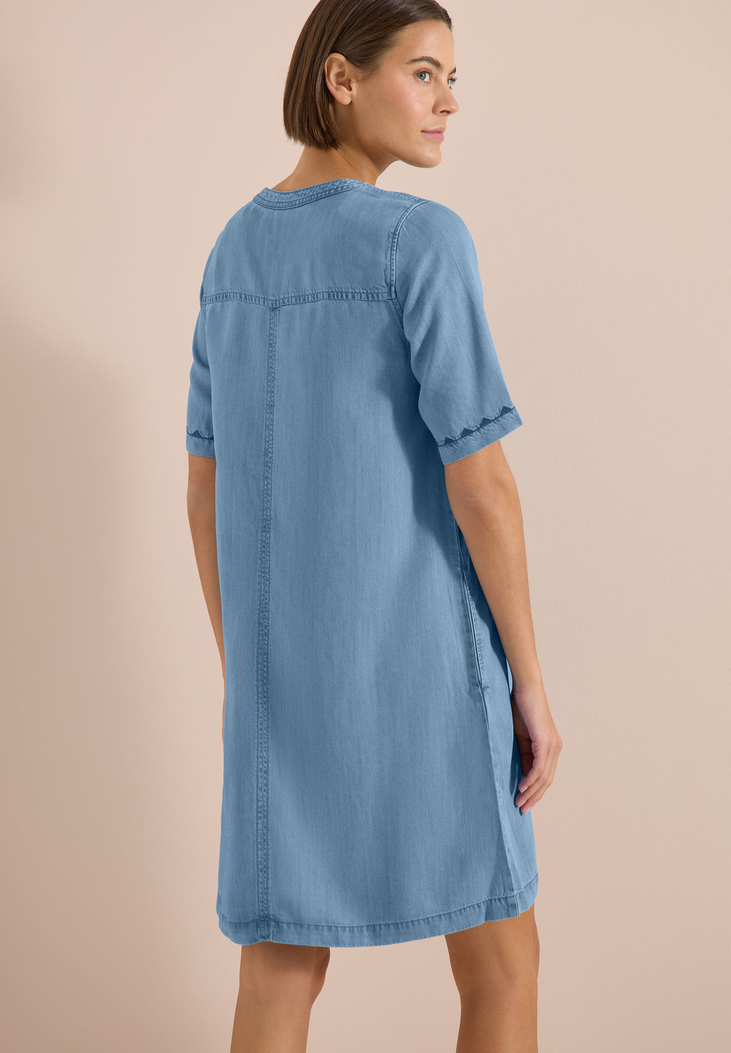 Knielanges Kleid im Denim-Look