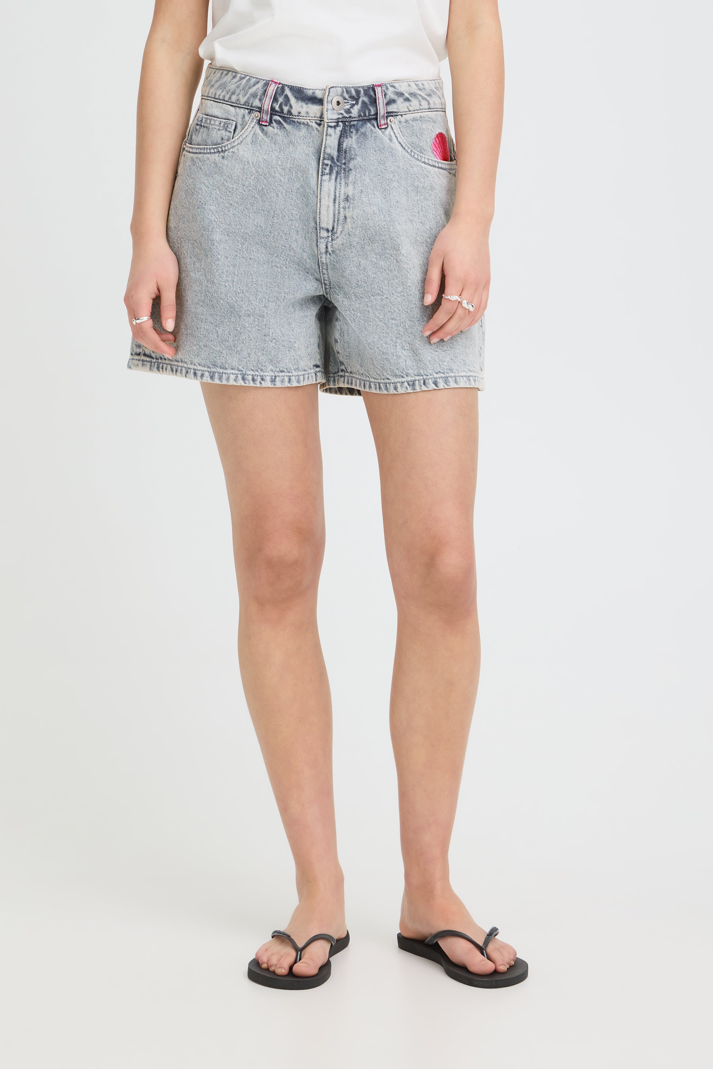 Shorts | Laveny