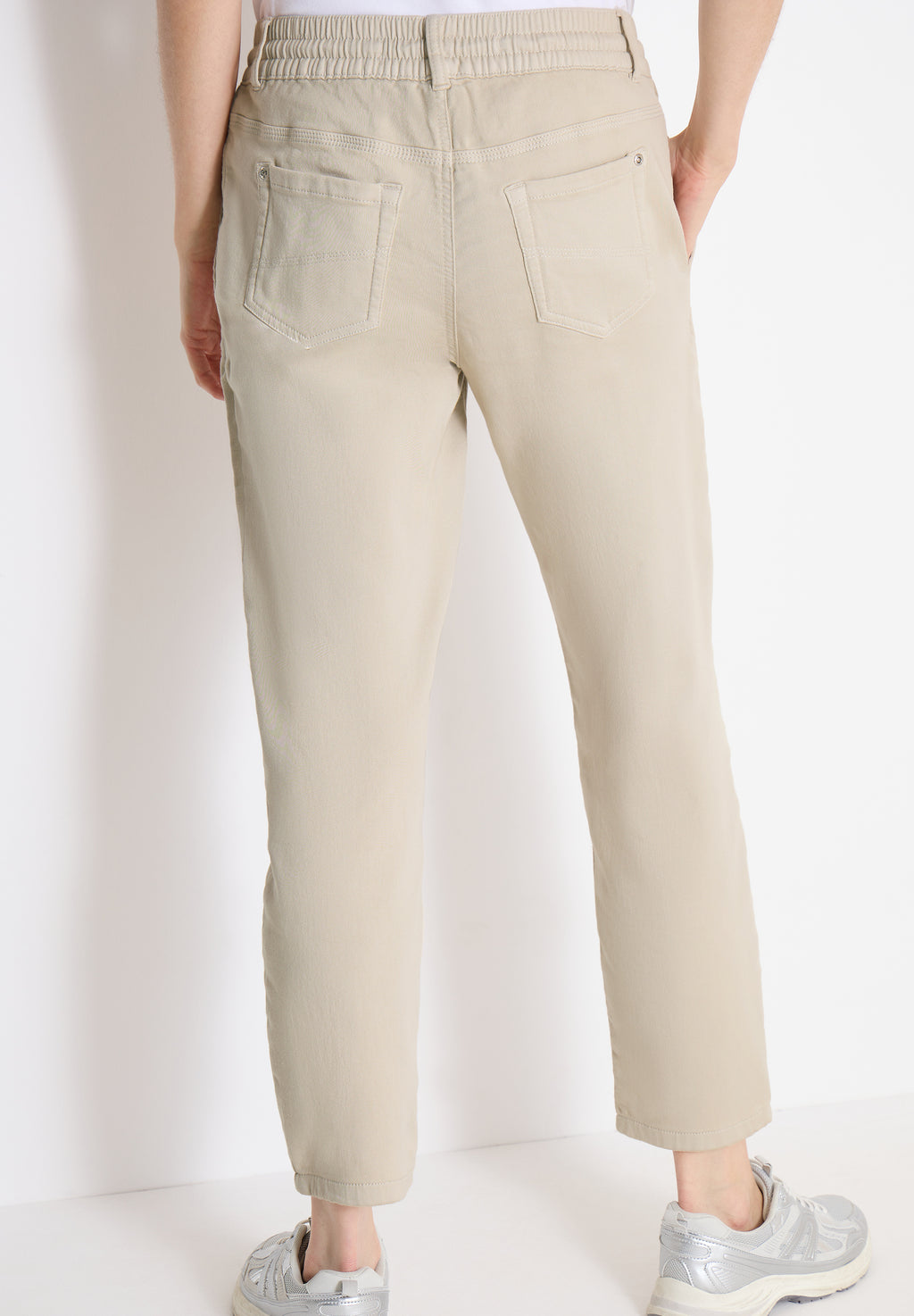 Mid Waist Slim Leg Hose im Loose Fit