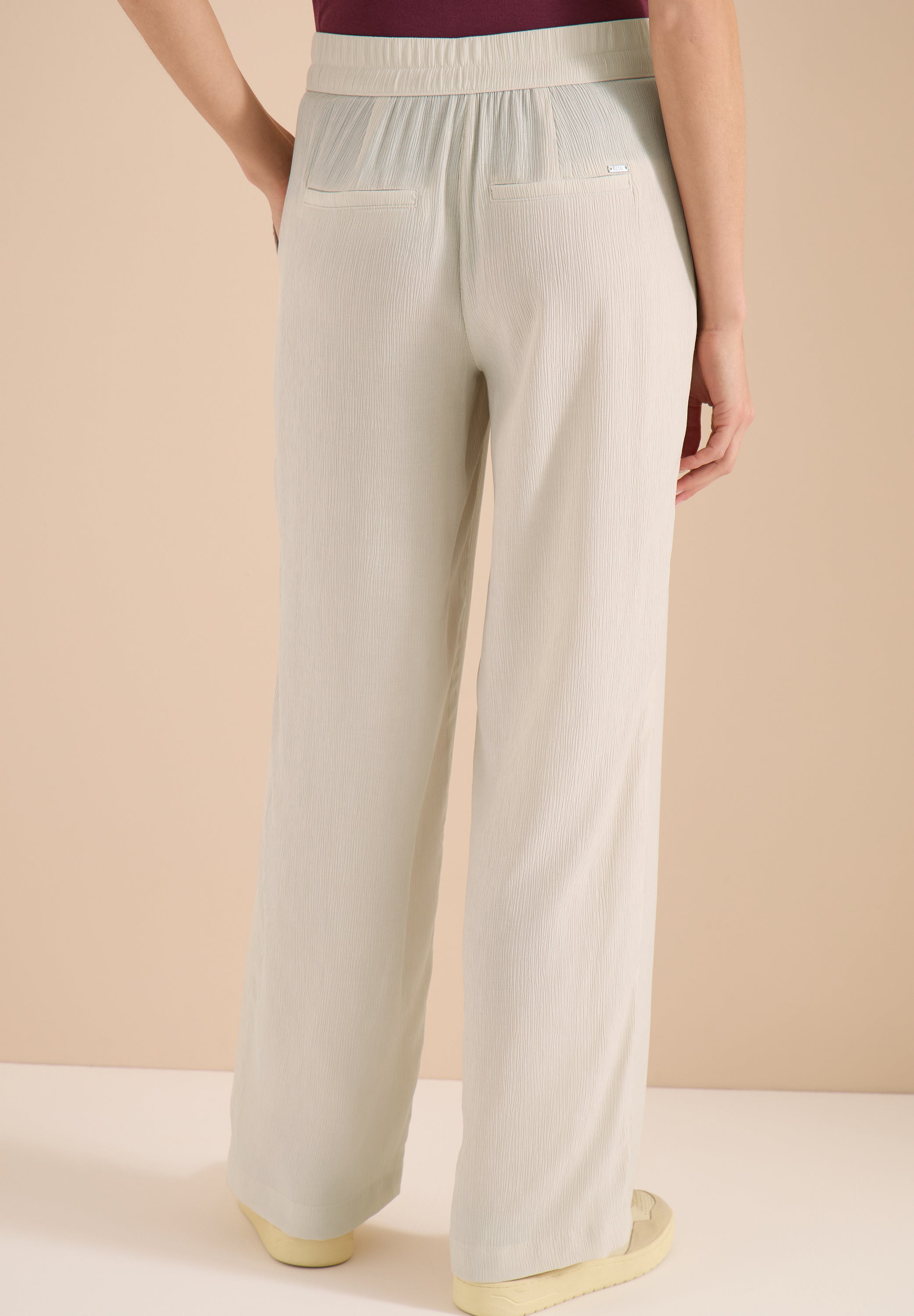 High Waist Straight Leg Hose im Loose Fit