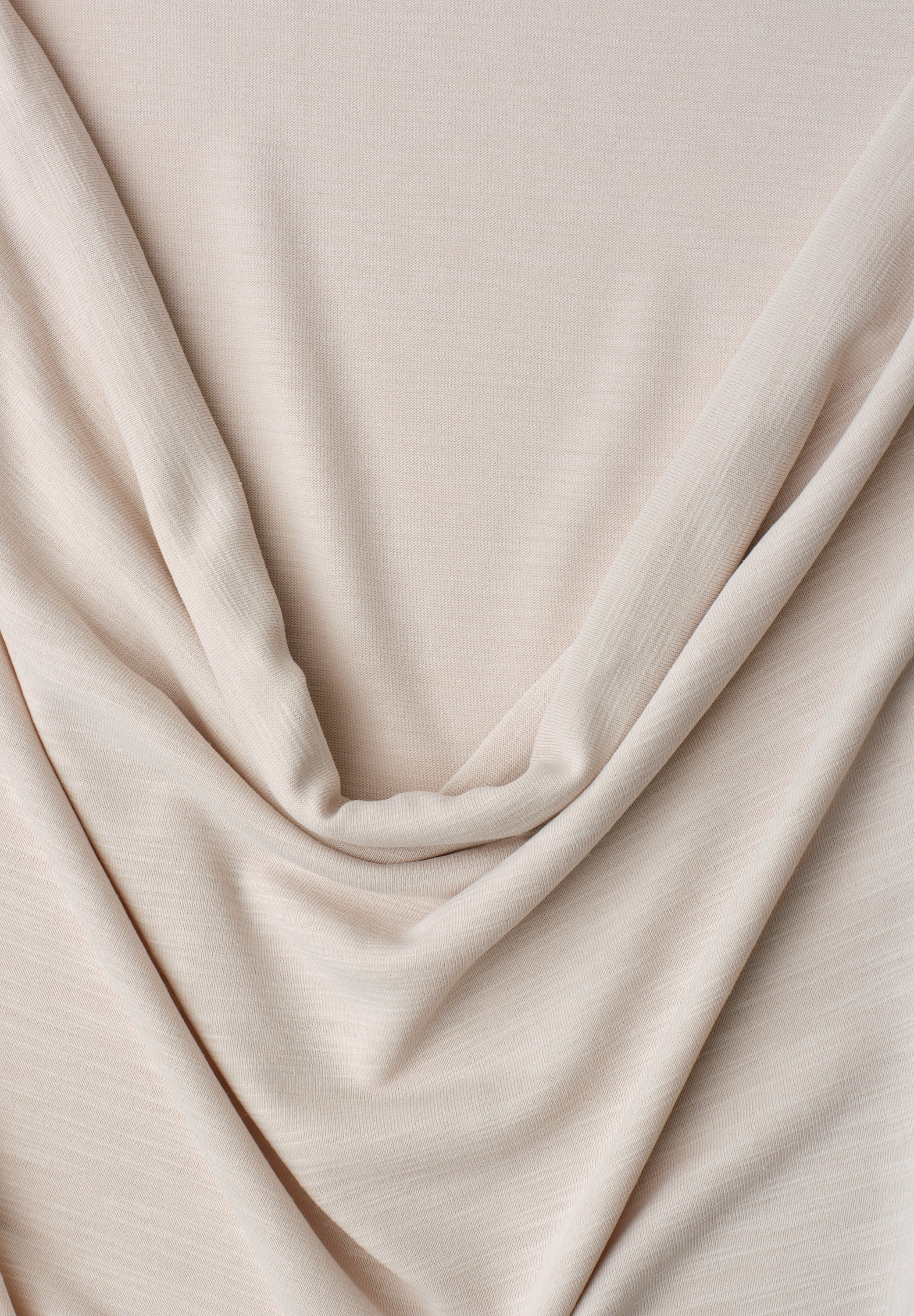 Silk-Look Top mit Wasserfall-Ausschnitt