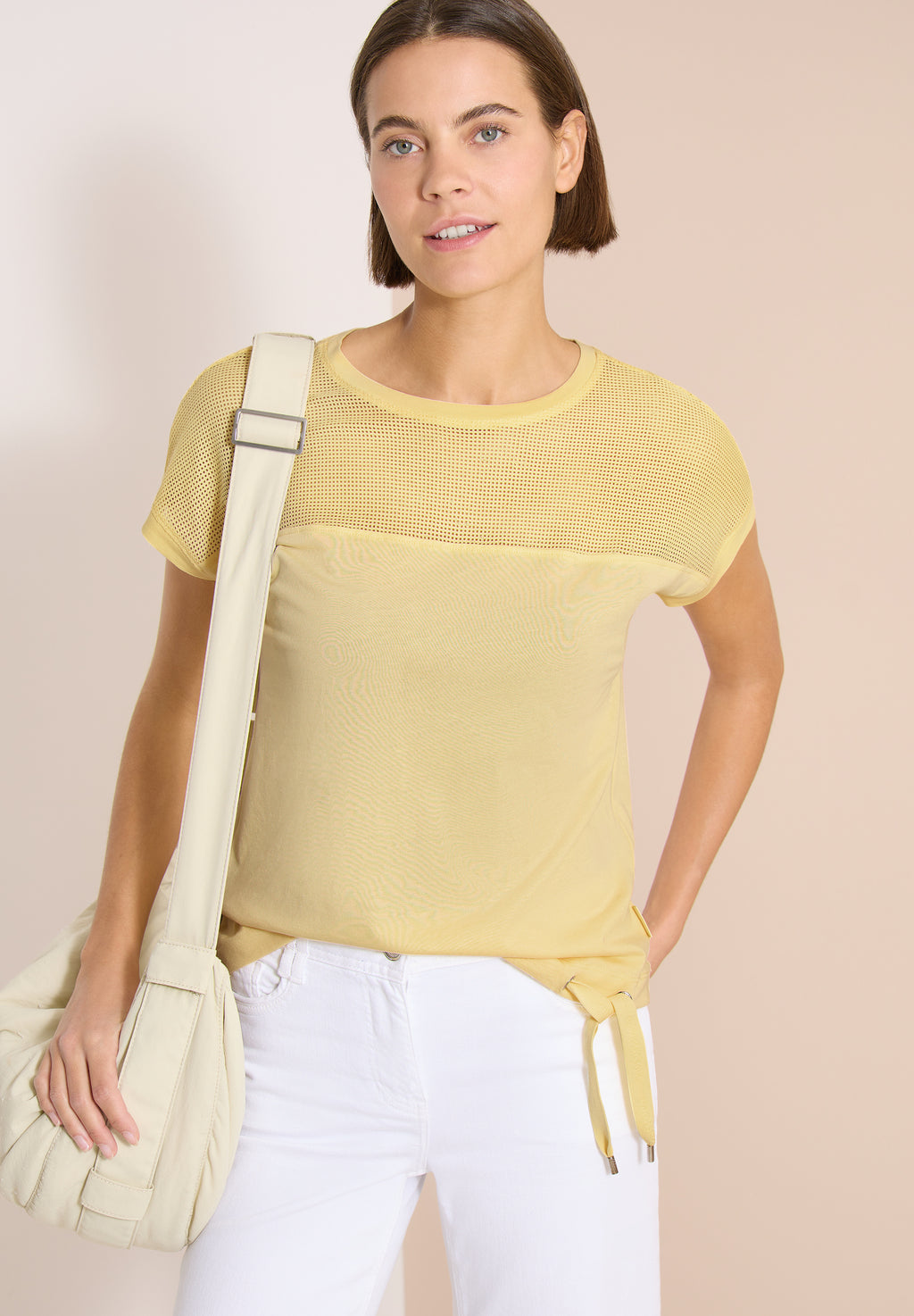 T-Shirt mit Boatneck und Mesh-Einsatz