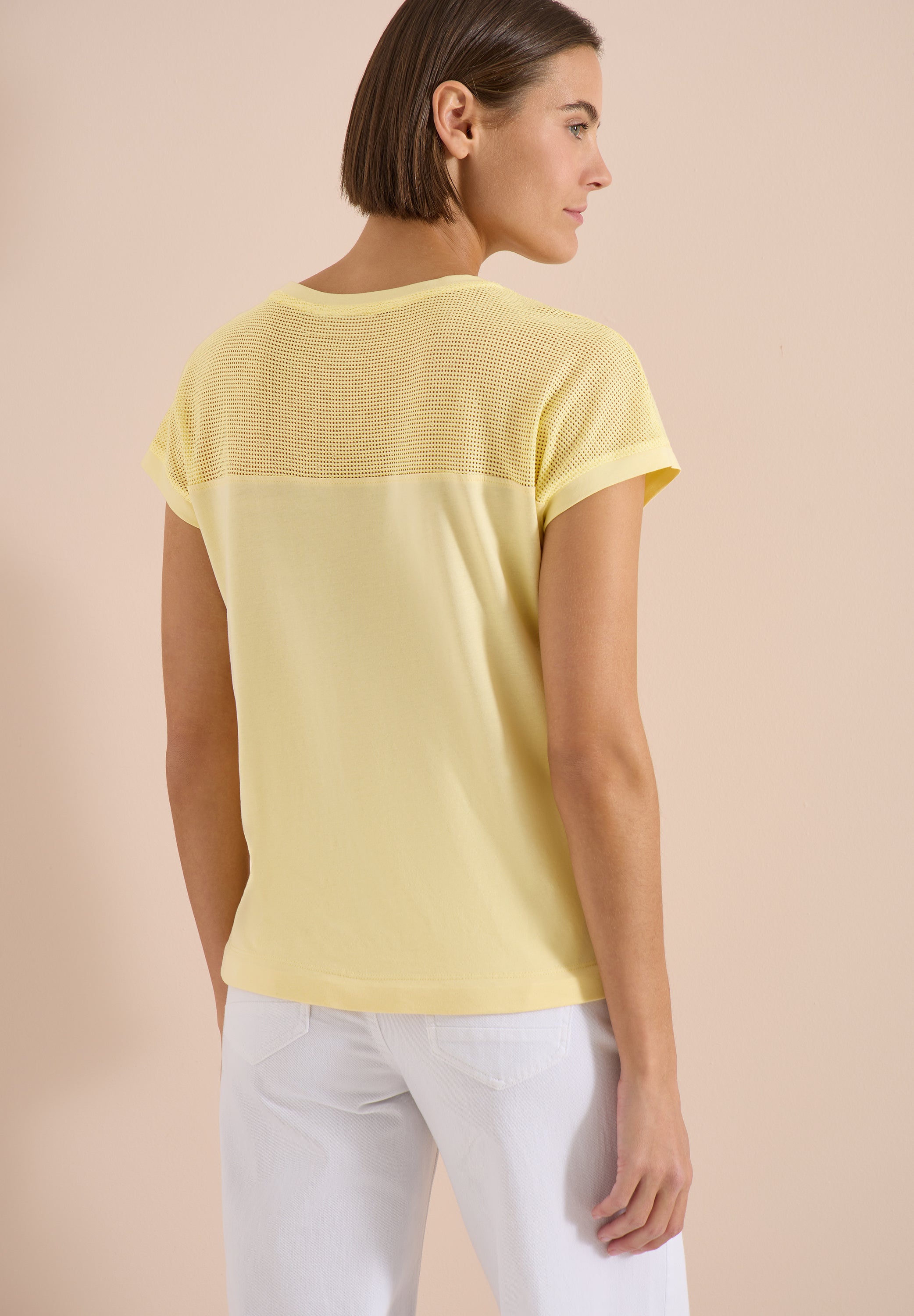 T-Shirt mit Boatneck und Mesh-Einsatz