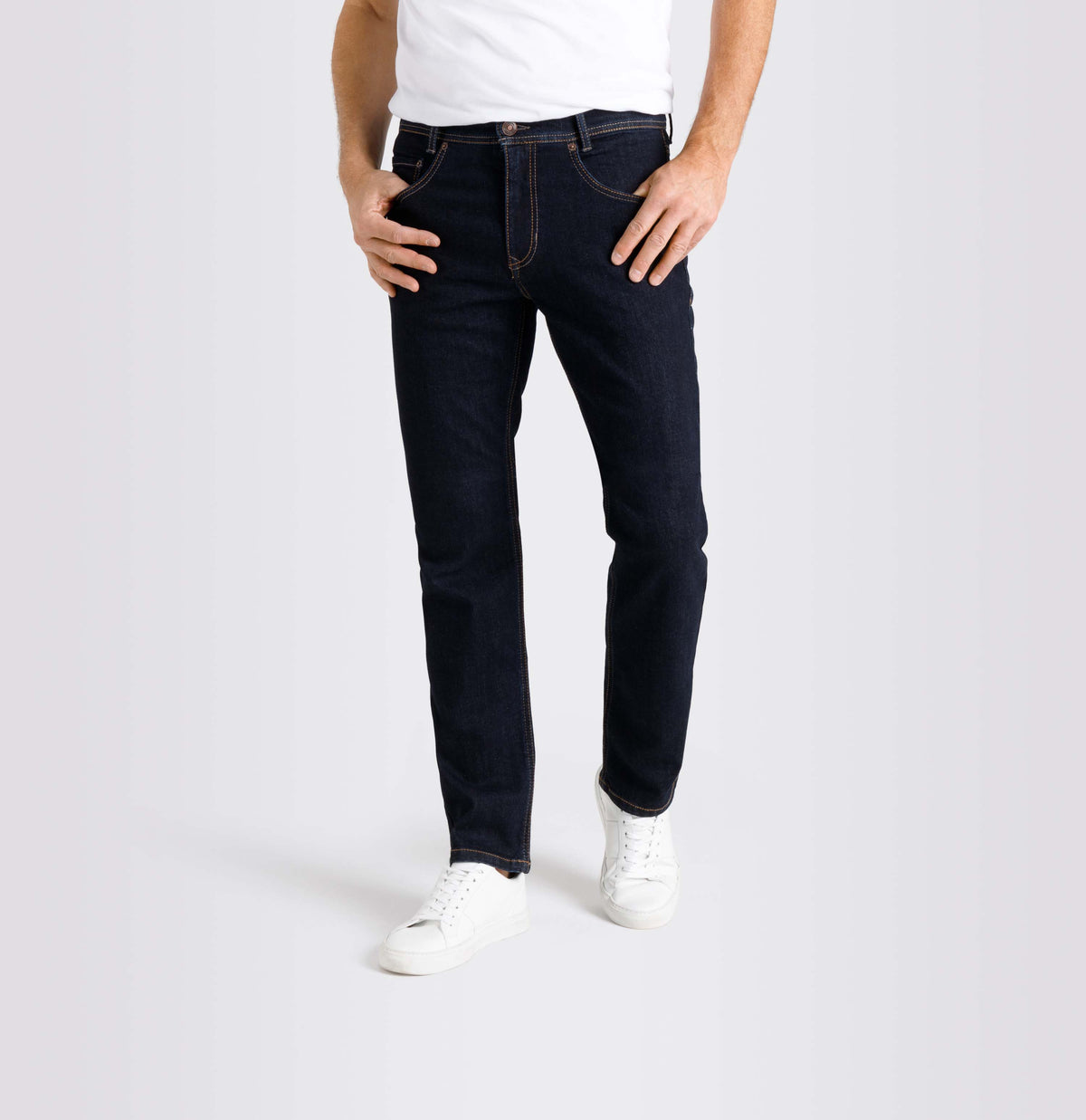 Jeans Arne aus Recycled Denim von MAC