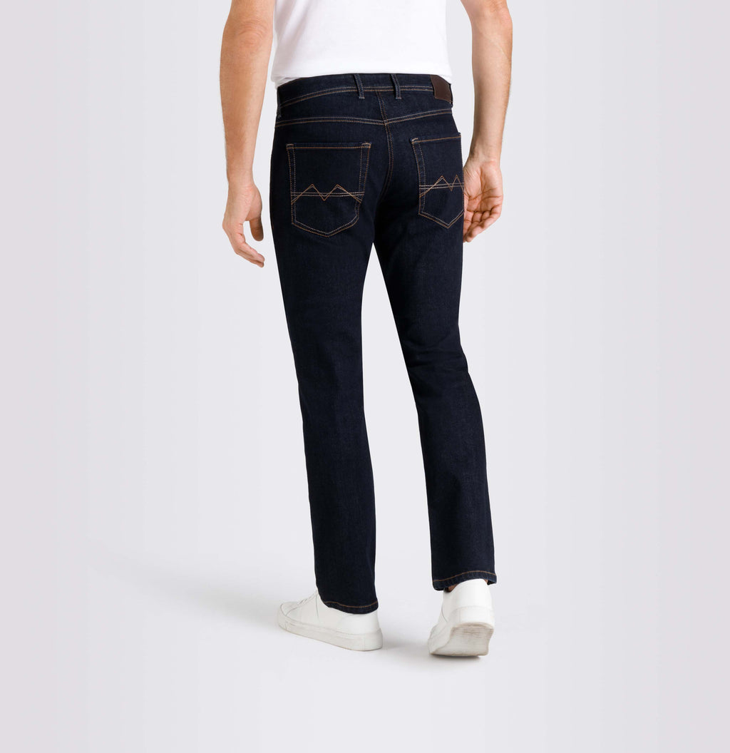 Jeans Arne aus Recycled Denim von MAC