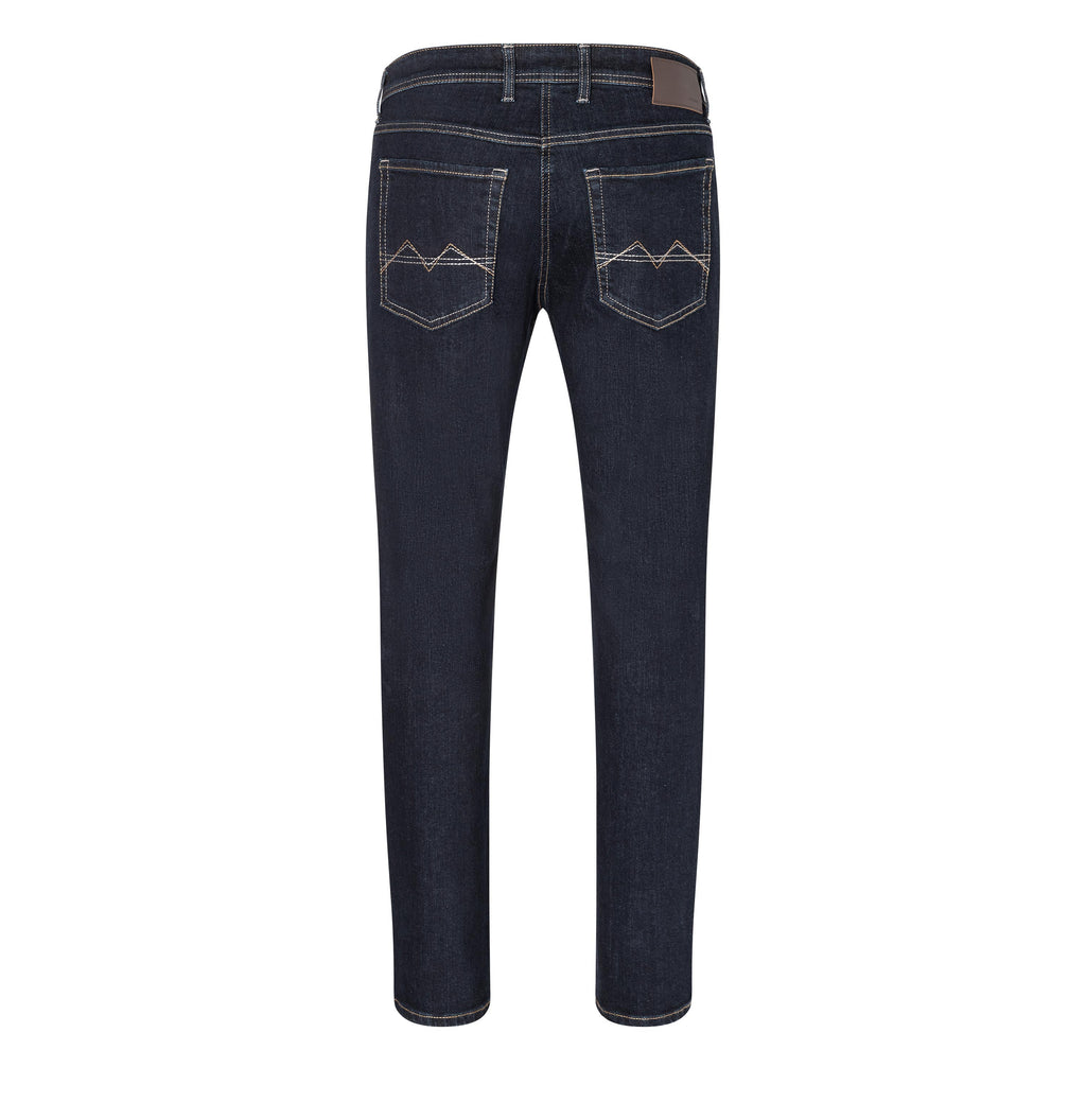 Jeans Arne aus Recycled Denim von MAC