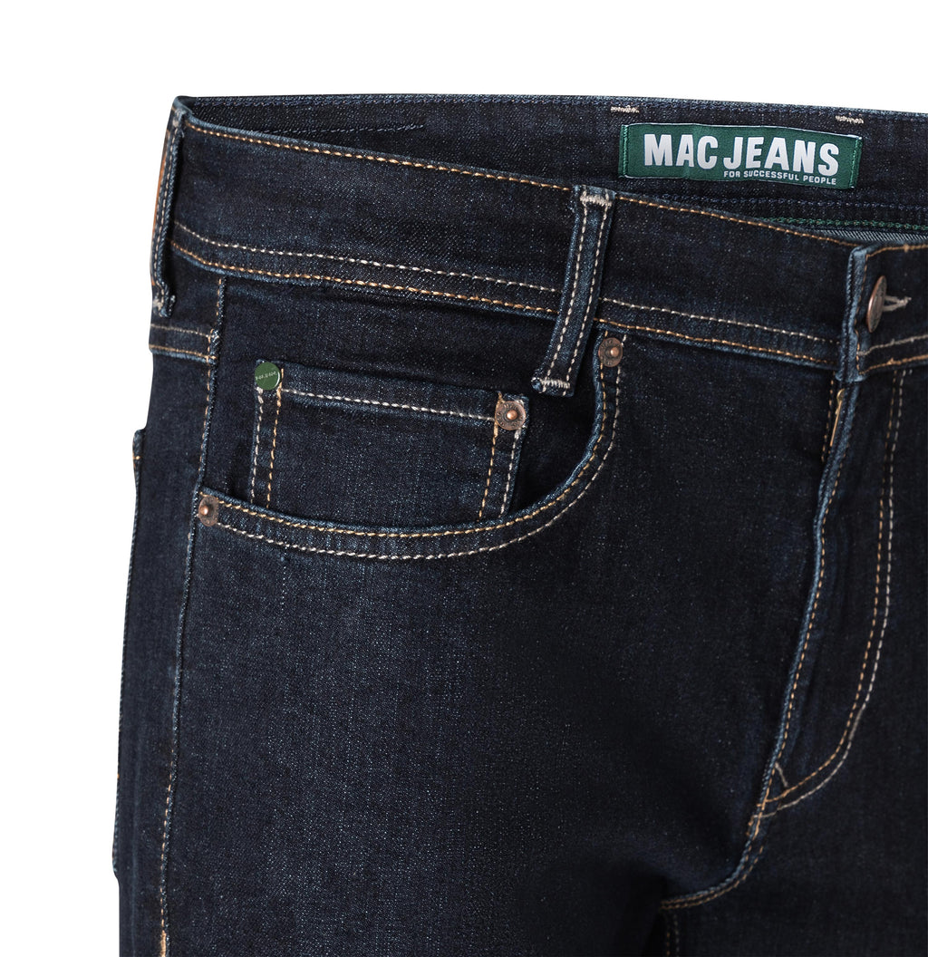 Jeans Arne aus Recycled Denim von MAC