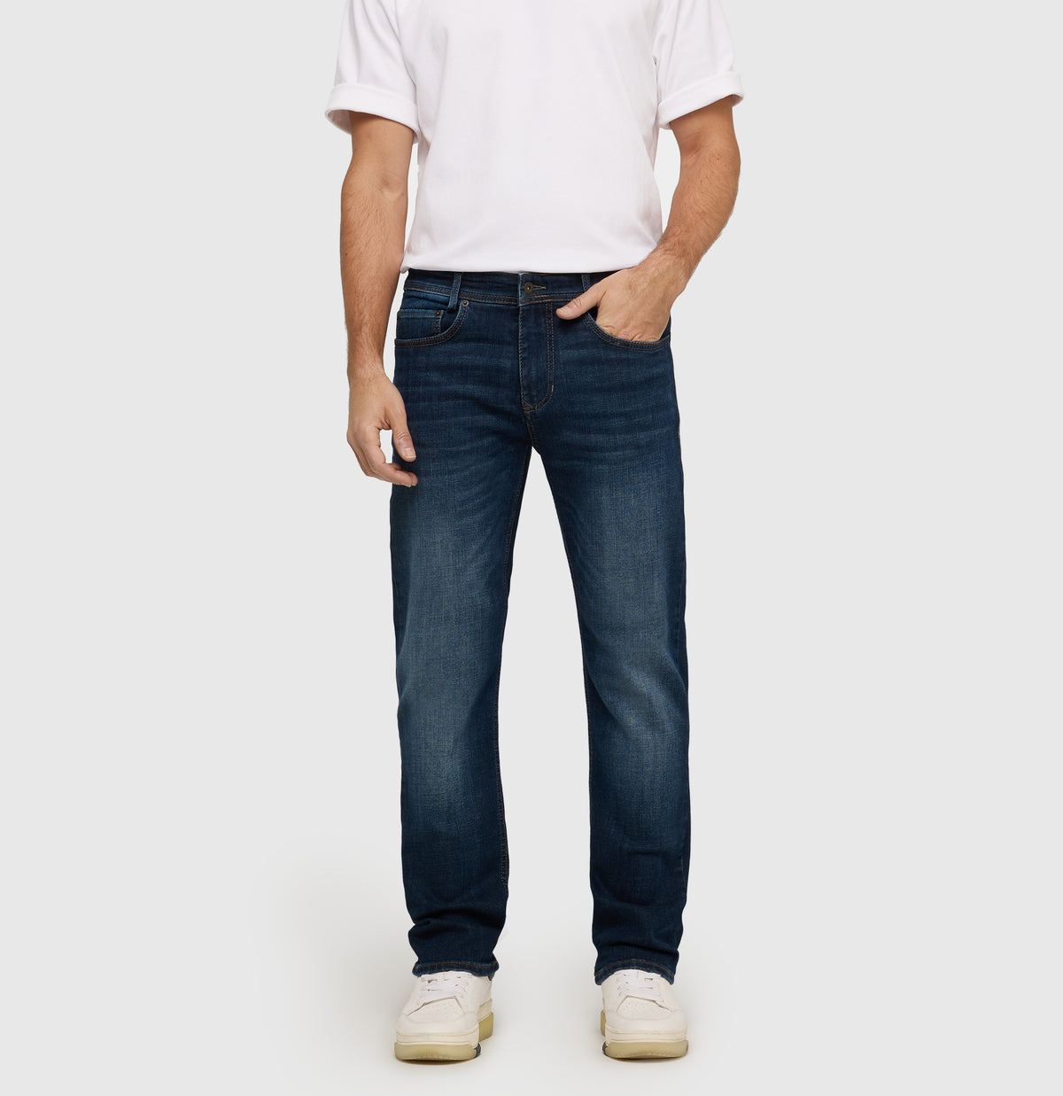 Jeans Arne aus Recycled Denim von MAC