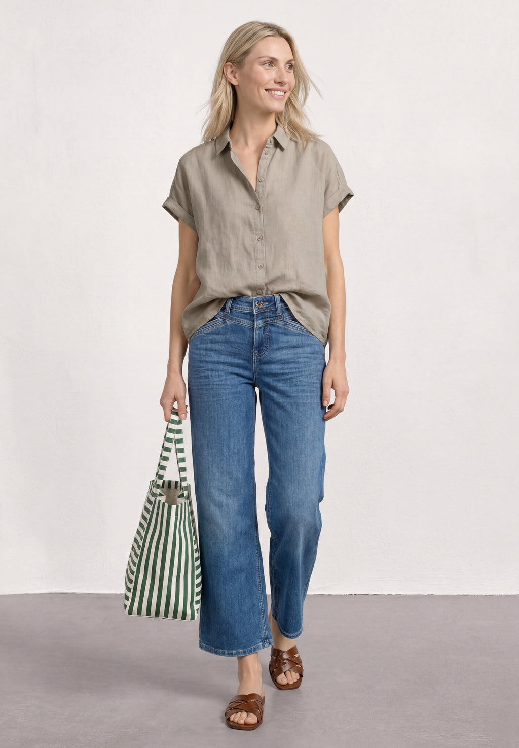 Dropped Shoulder Bluse aus Leinen