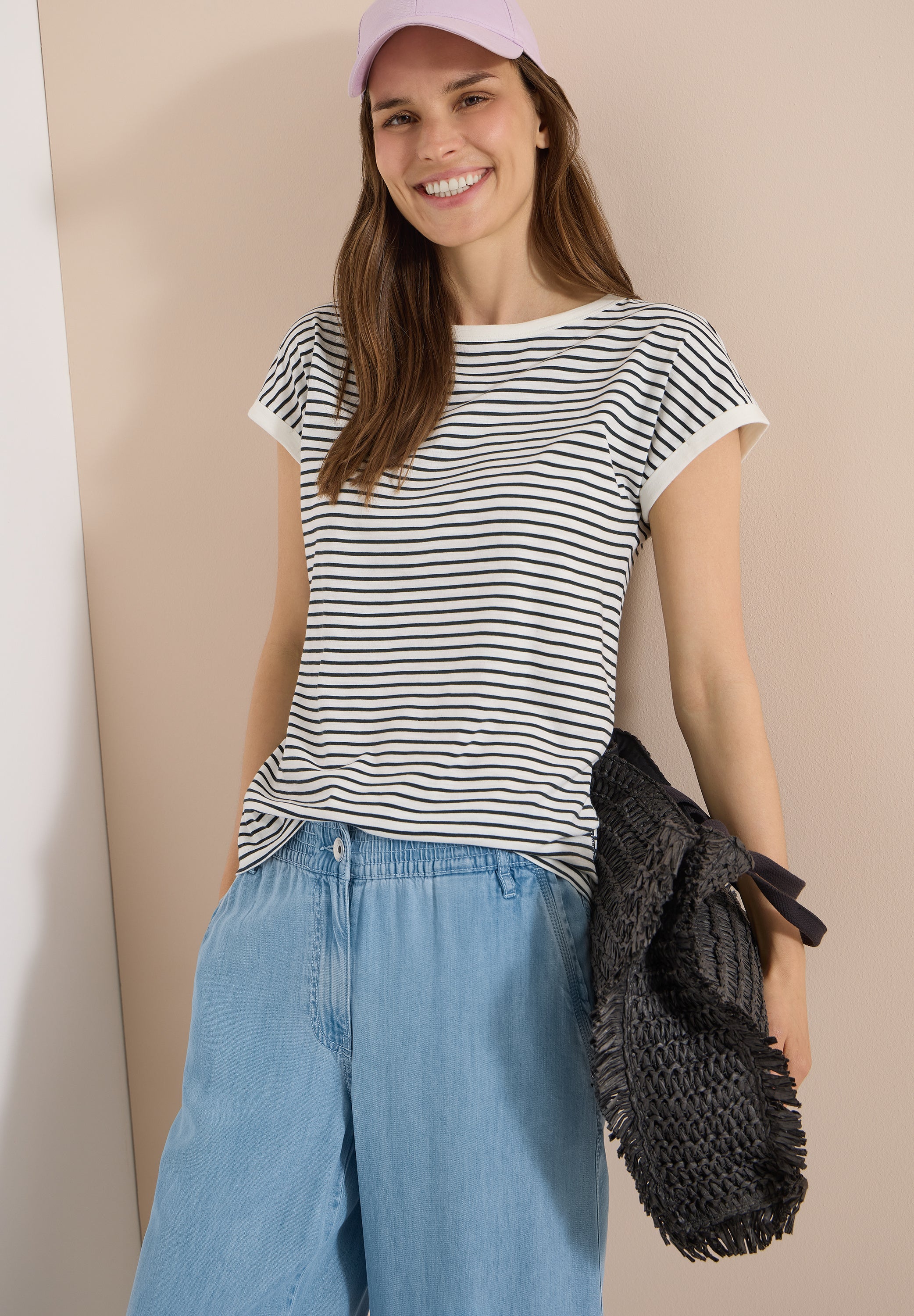 T-Shirt mit Boat Neck und Streifen
