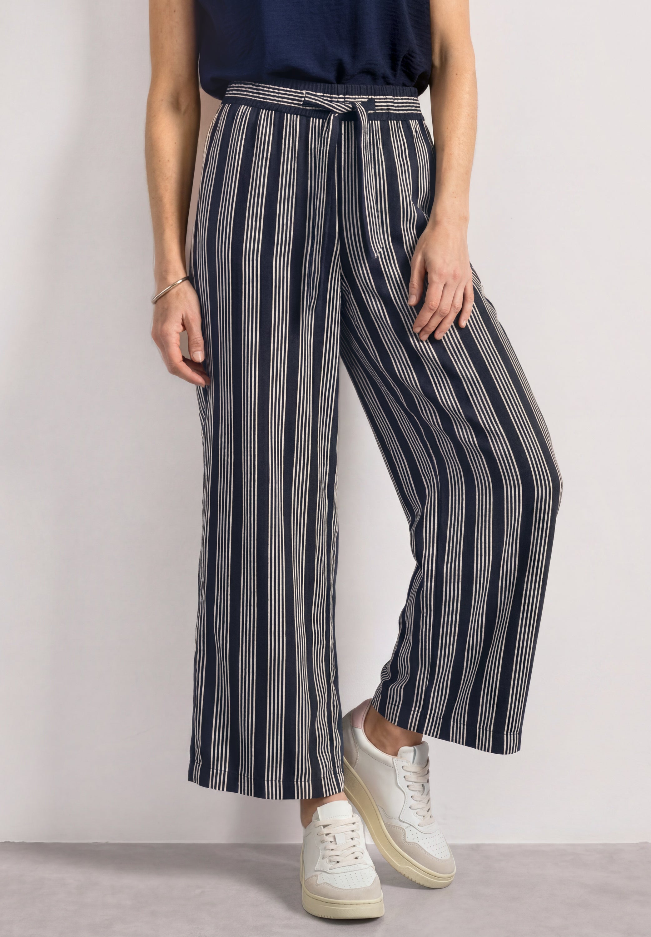 Mid Waist Wide Leg Hose mit Streifen