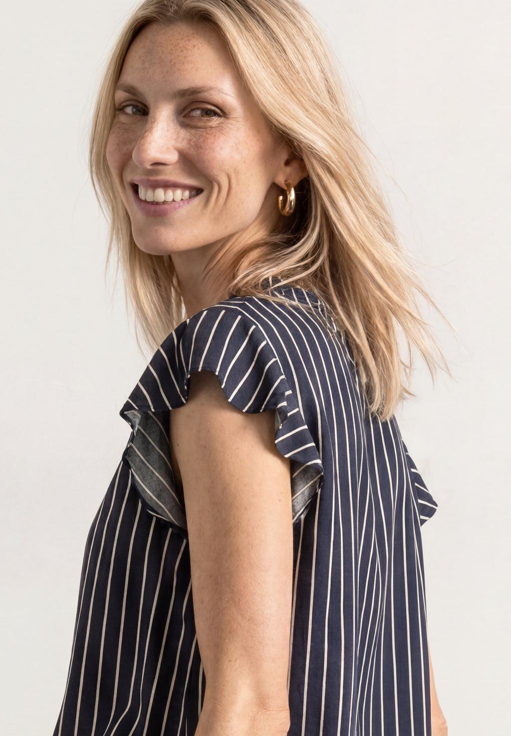 Blusenshirt mit Split Neck und Volant-Ärmeln
