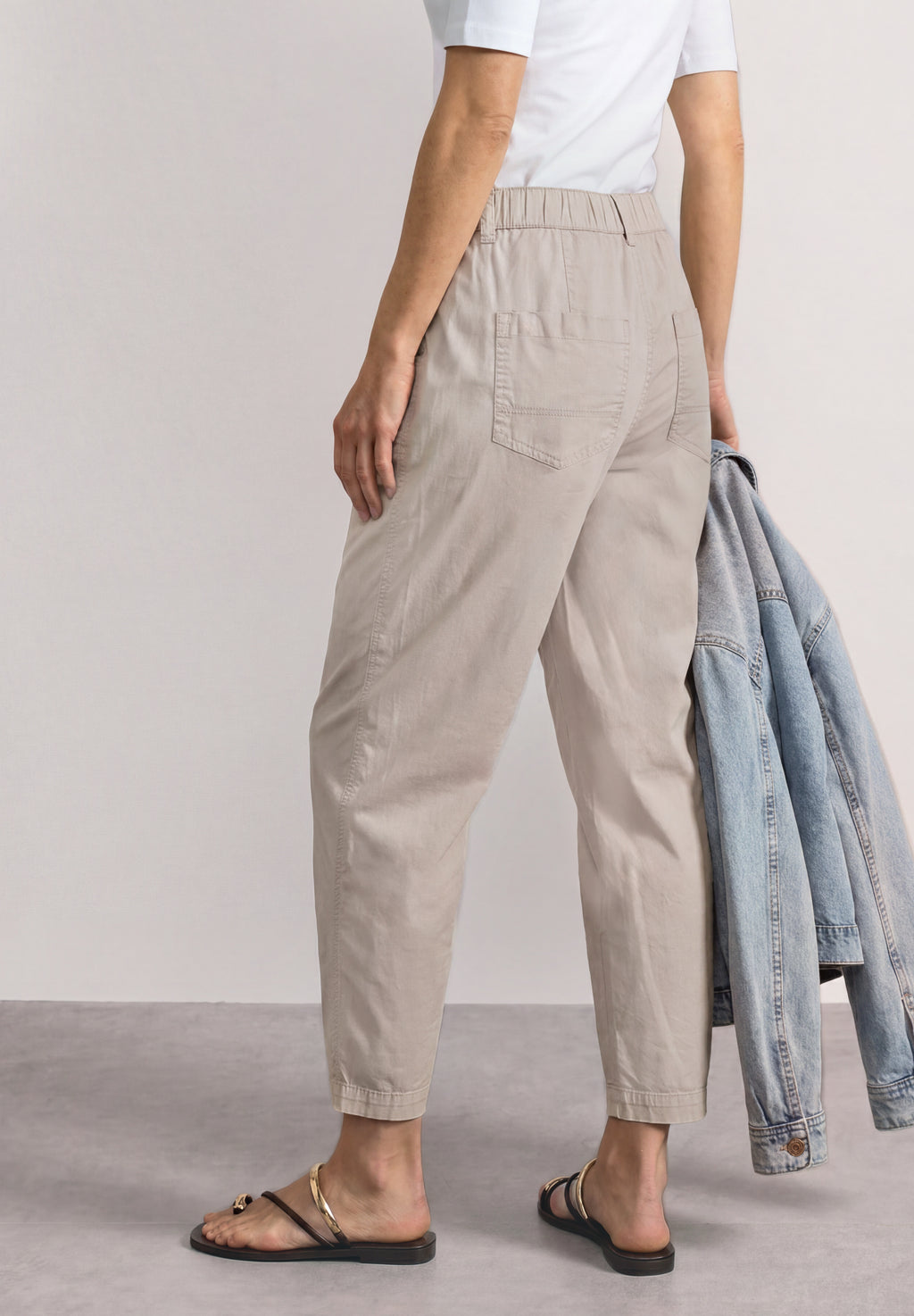 High Waist Barrel Leg Hose im Casual Fit