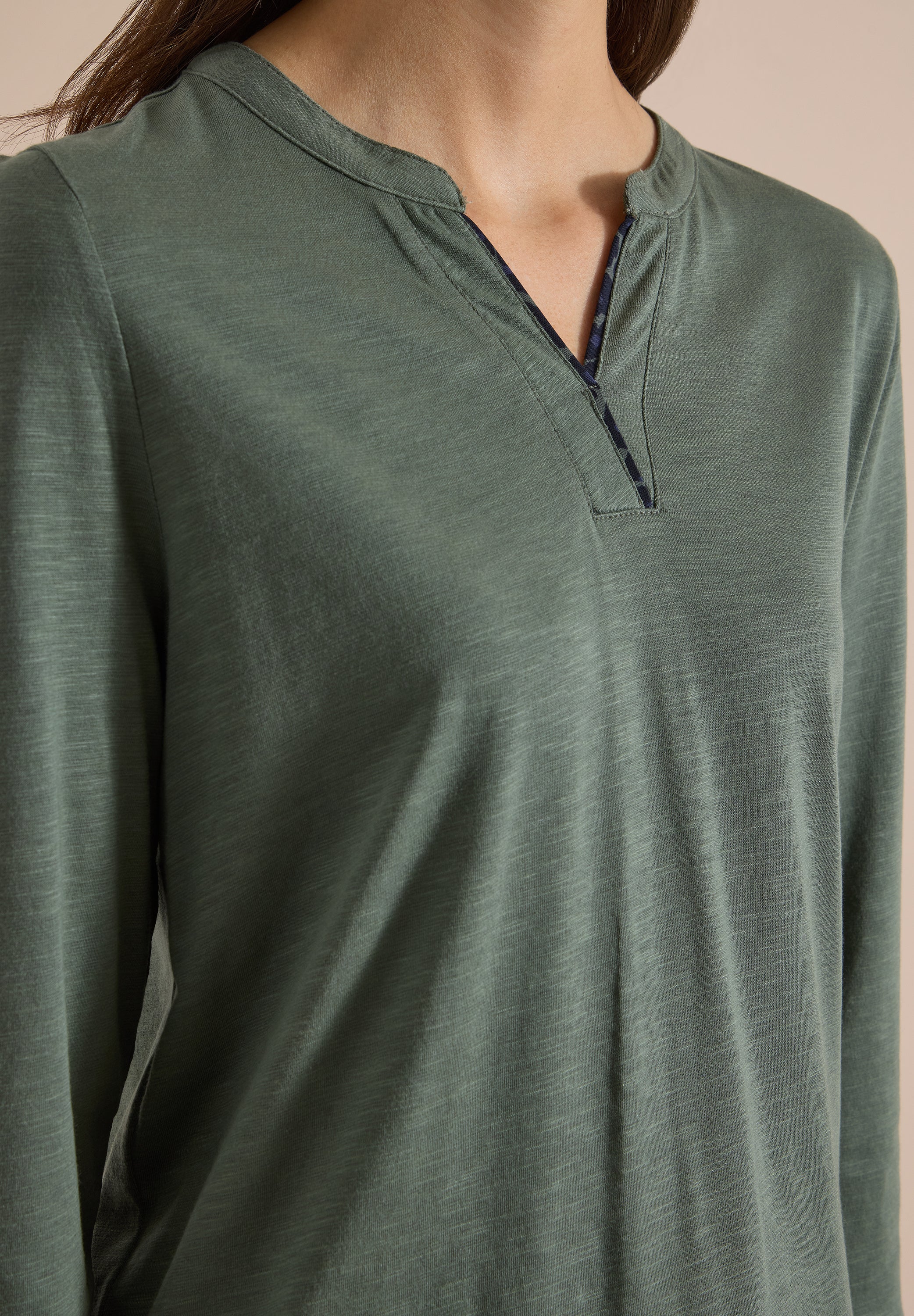 3/4-Arm Shirt mit Split Neck