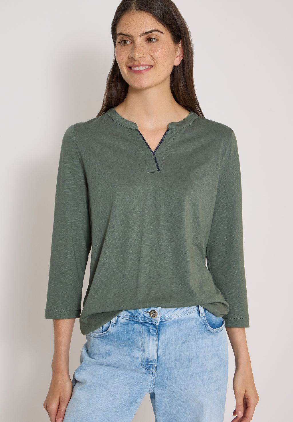3/4-Arm Shirt mit Split Neck