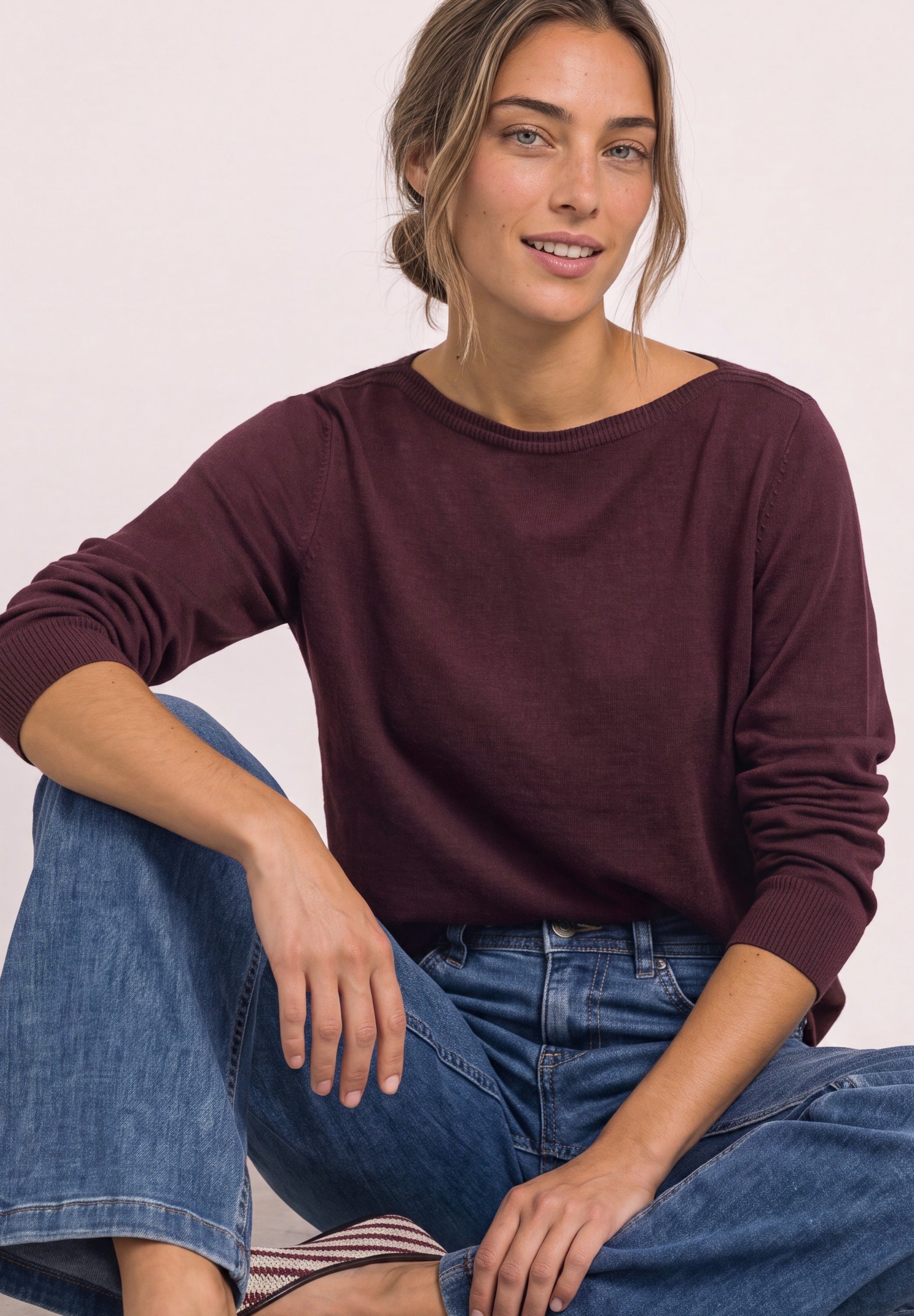 Basic Pullover mit U-Boot-Ausschnitt