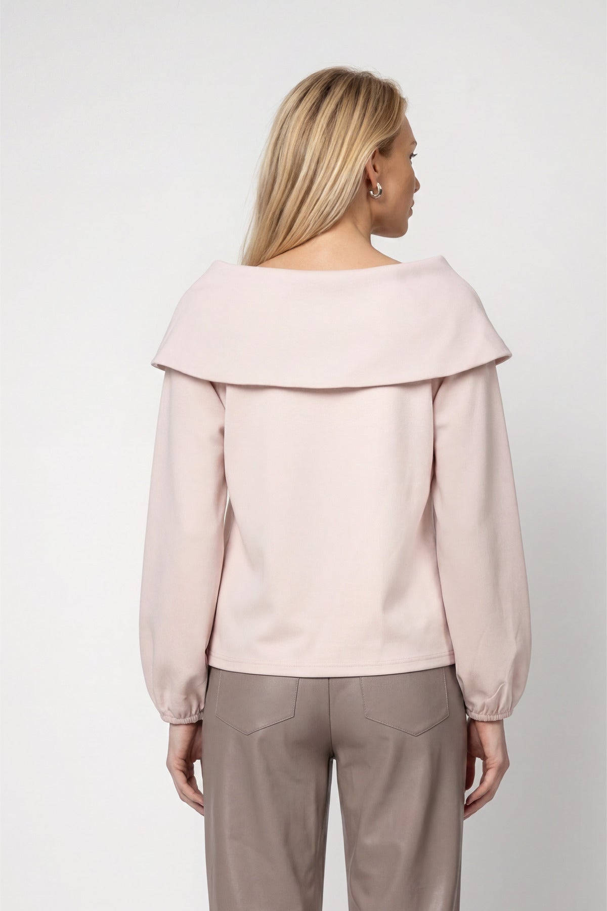 Pullover mit Carmen-Ausschnitt