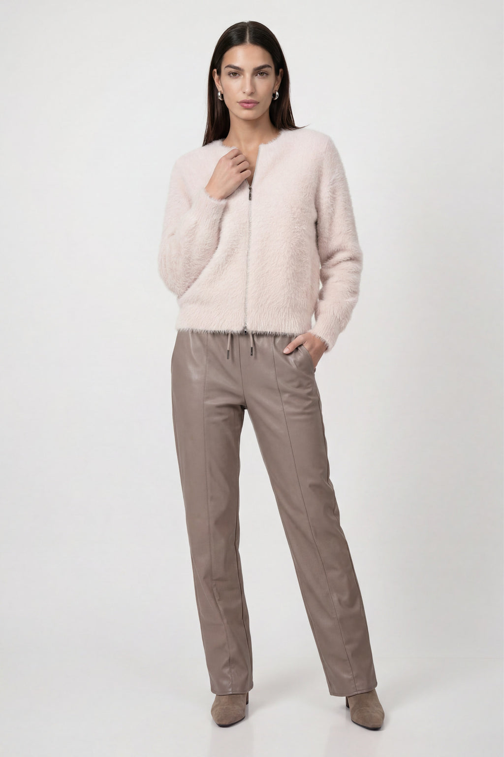 Strickjacke mit flauschiger Haptik