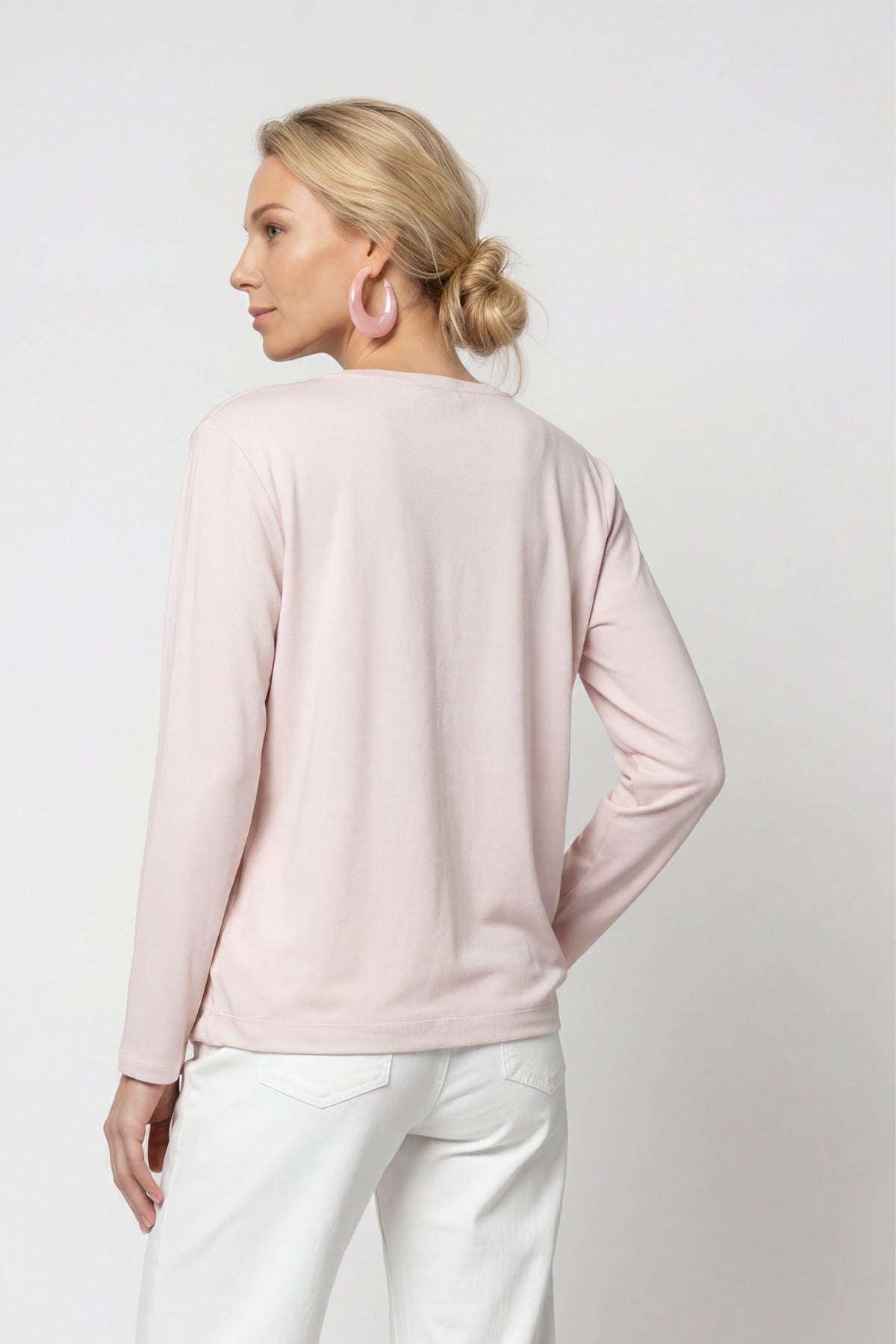 Schluse mit Schmuckdetails