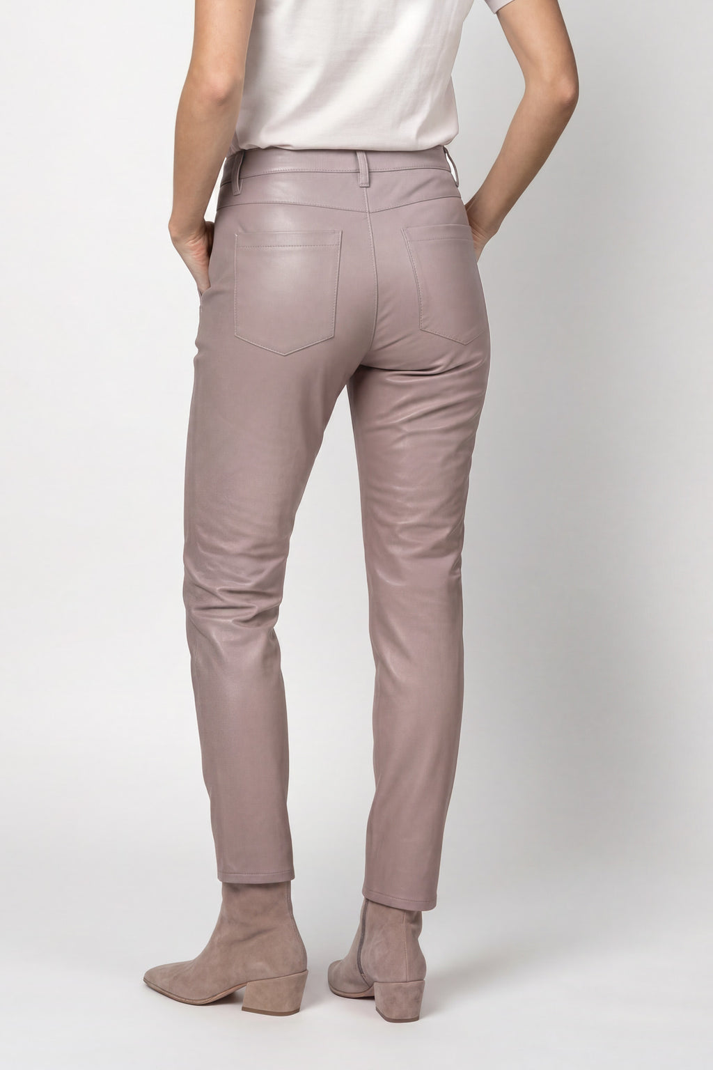 Straight Leg Hose mit Lederoptik