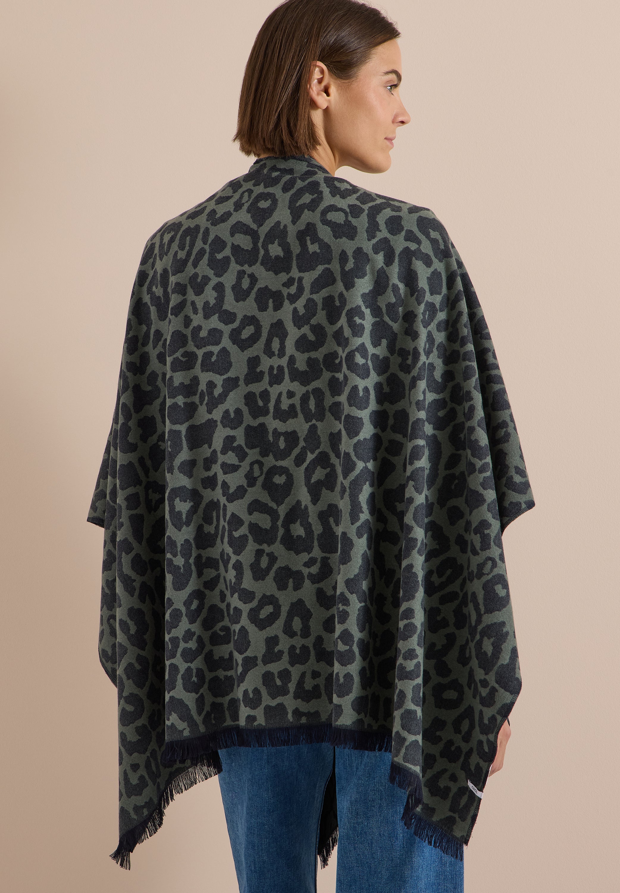 Cape mit Leo-Muster