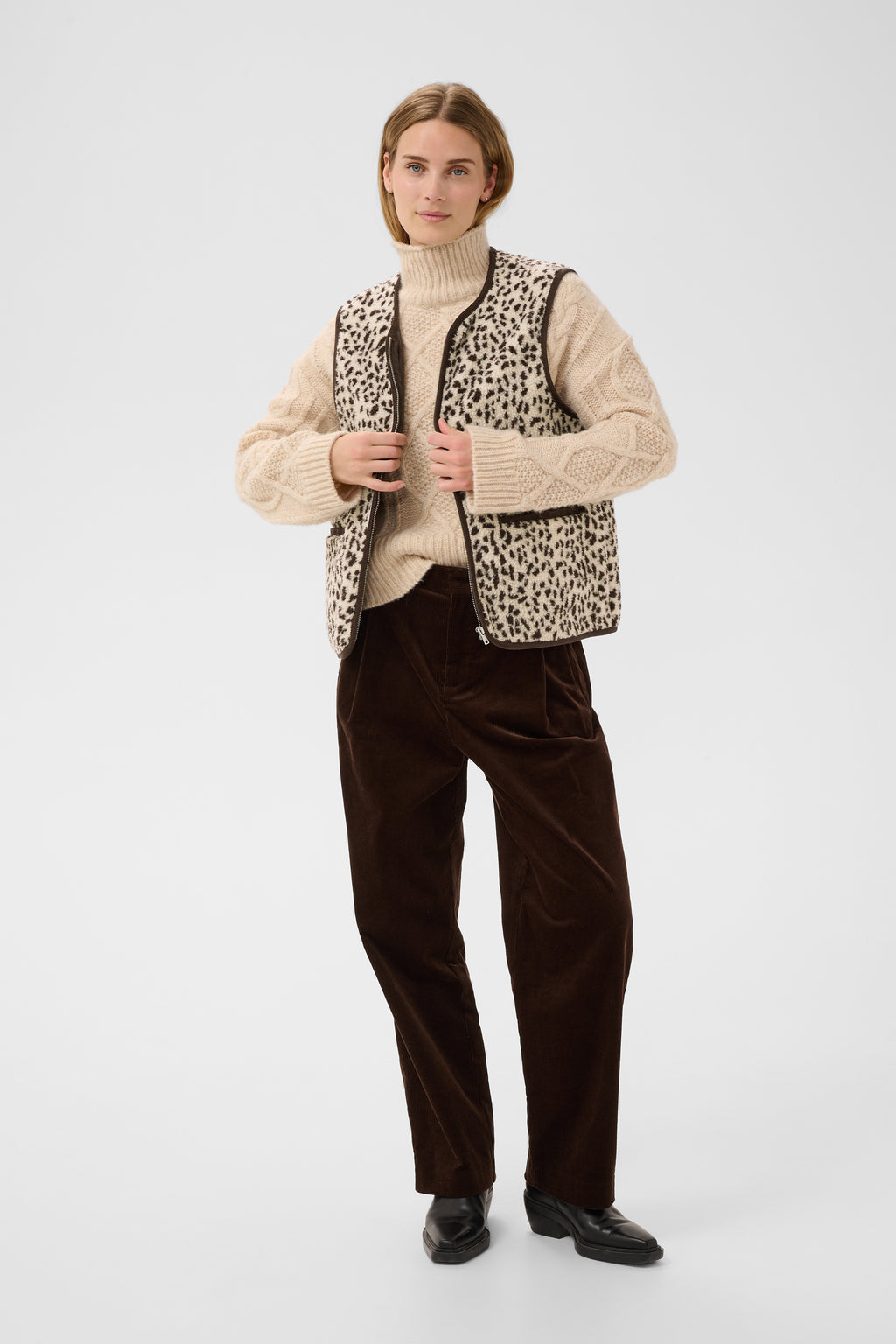 CameliePW Outerwear
