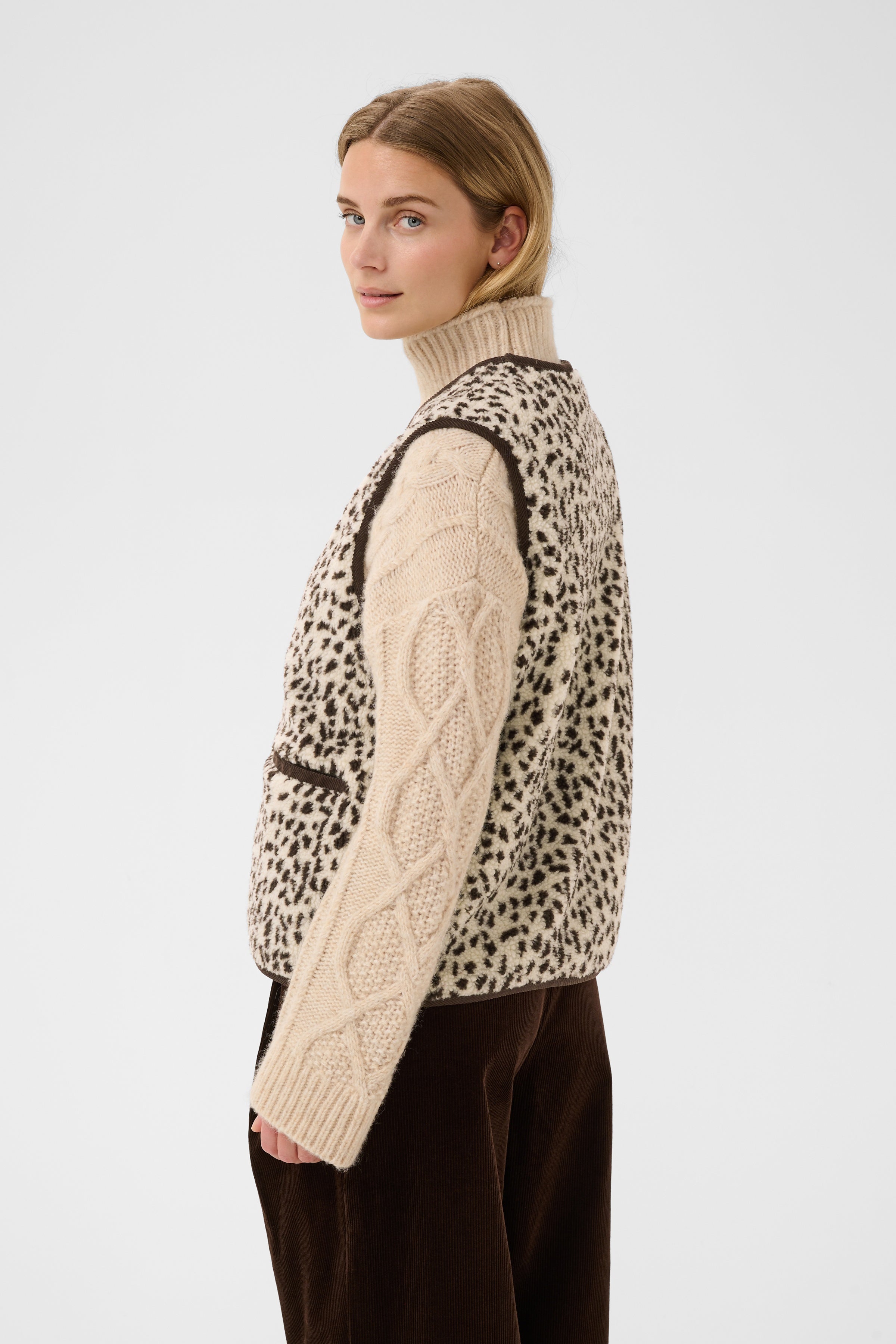 CameliePW Outerwear