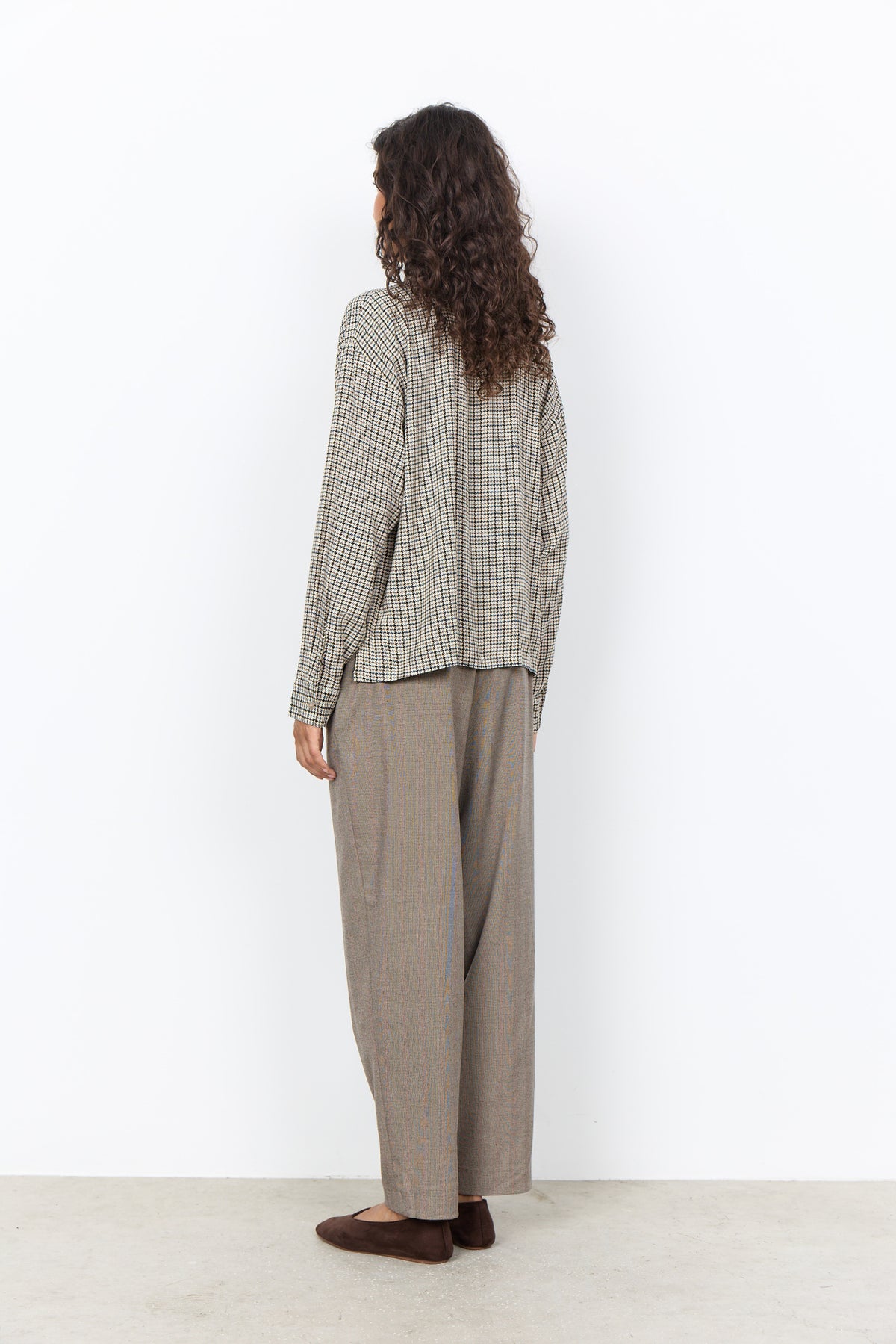 Bluse Halia mit Stehkragen und Allover-Print von Soyaconcept