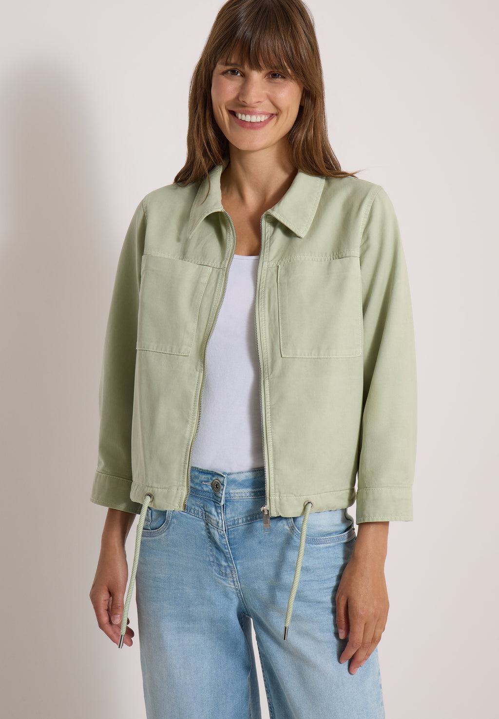 3/4-Arm Jacke mit Brusttaschen und Zipper