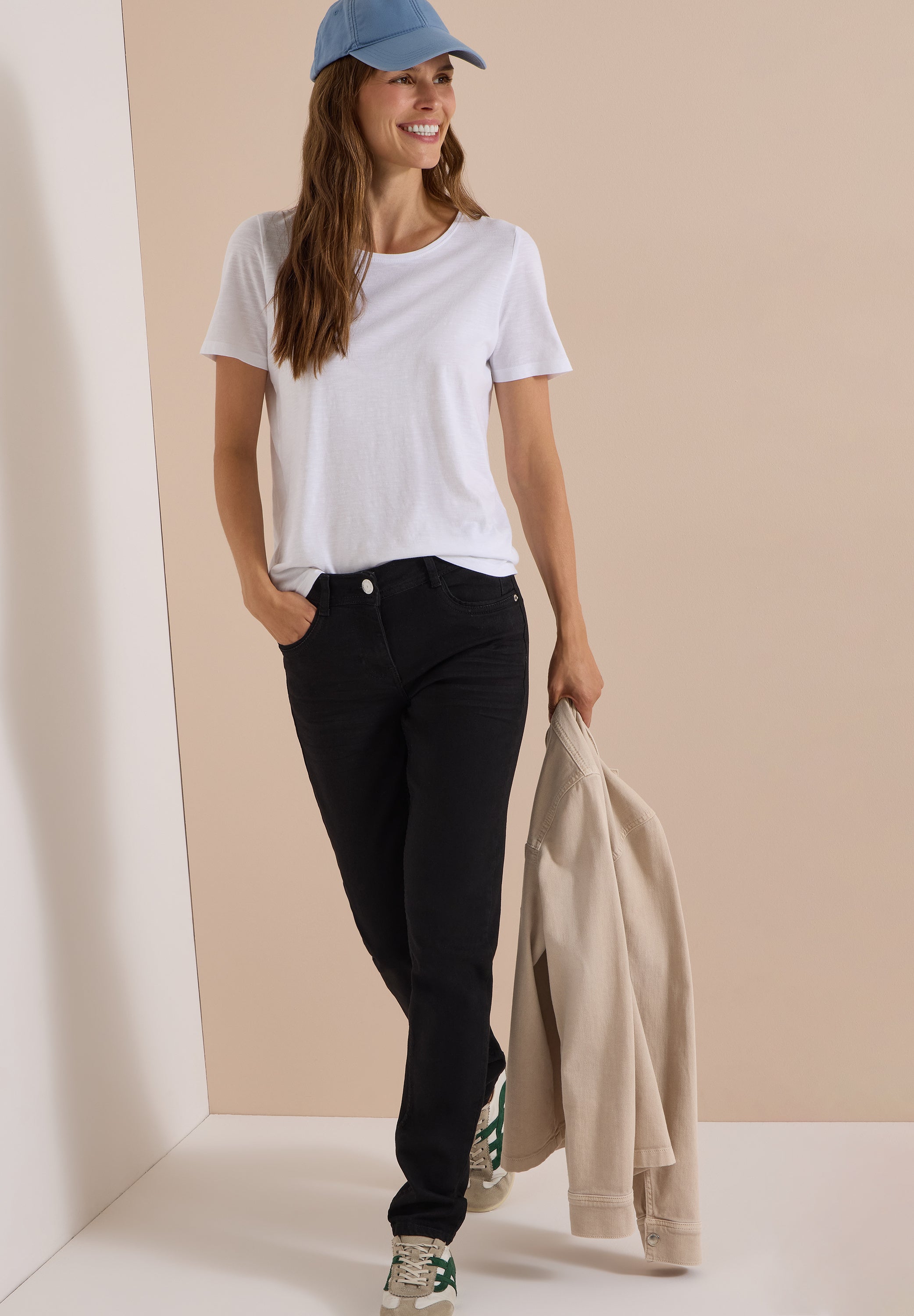Mid Waist Straight Leg Jeans im Casual Fit