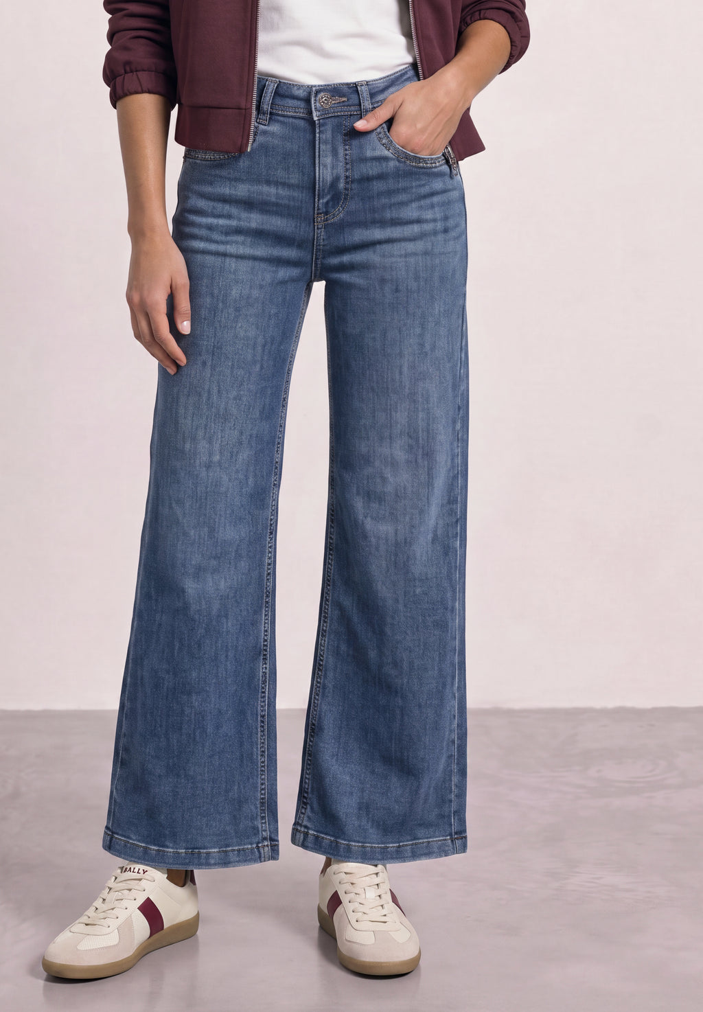 High Waist Wide Leg Jeans im Loose Fit