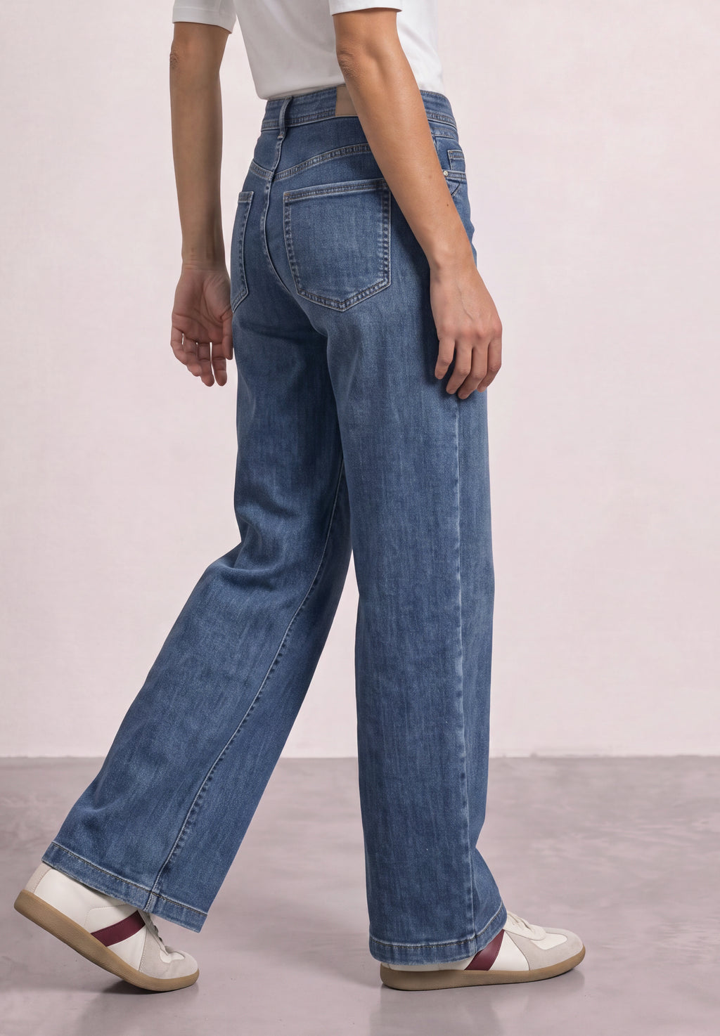 High Waist Wide Leg Jeans im Loose Fit