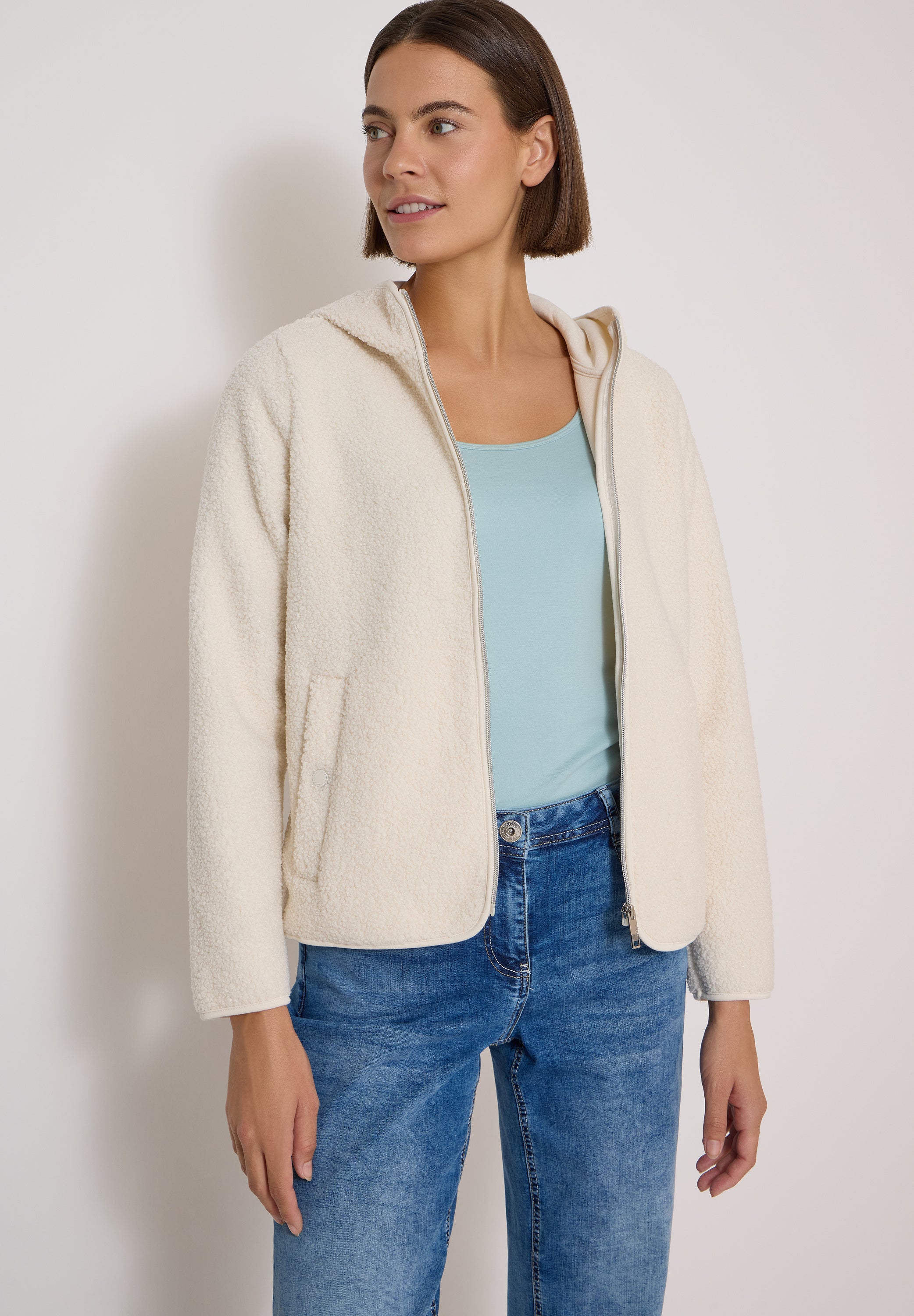 Teddy-Jacke mit Kapuze in Unifarbe