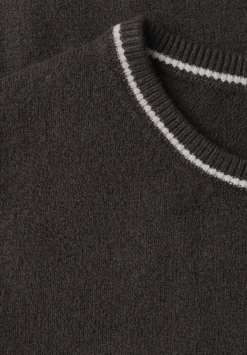 Kurzarm Pullover mit Kontrastdetail