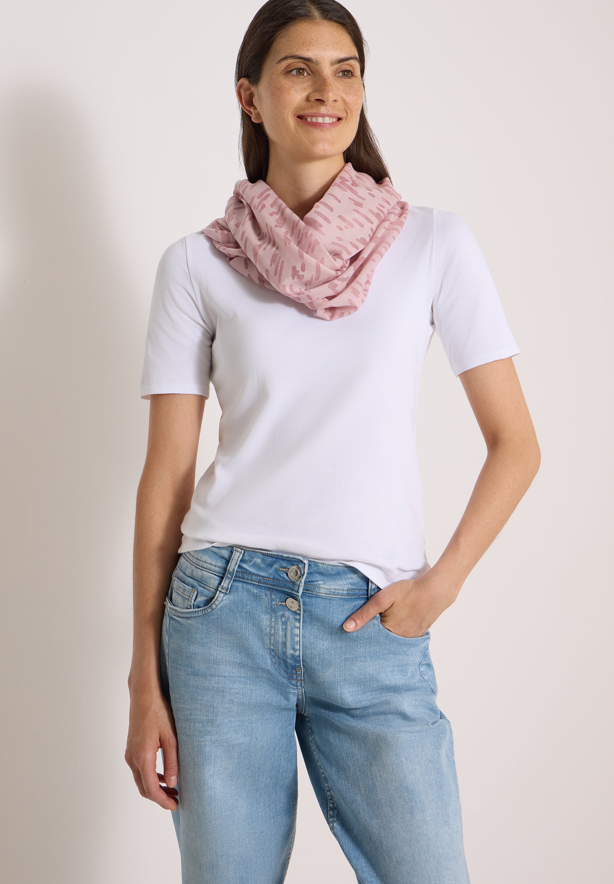 Loop-Schal im Ausbrenner-Look