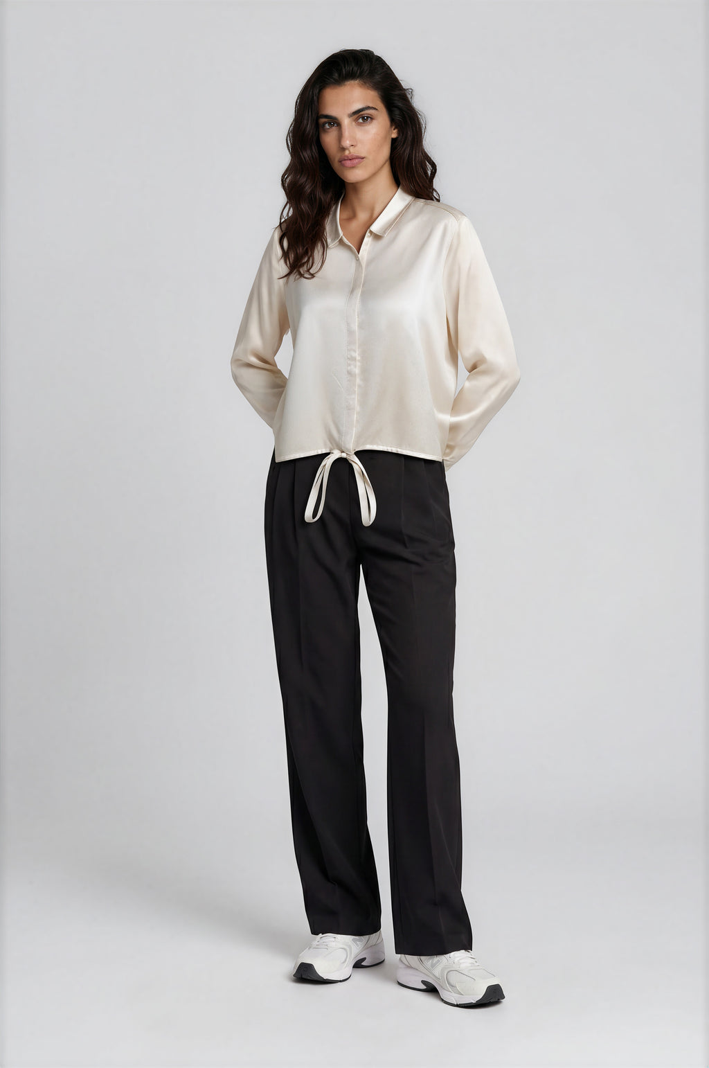 cropped blouse with drawstring at hem 1/1 sleeve