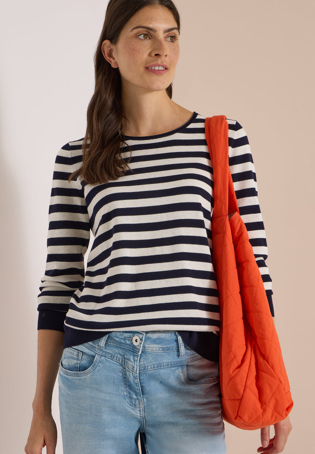 Pullover mit Rundhals und Streifen
