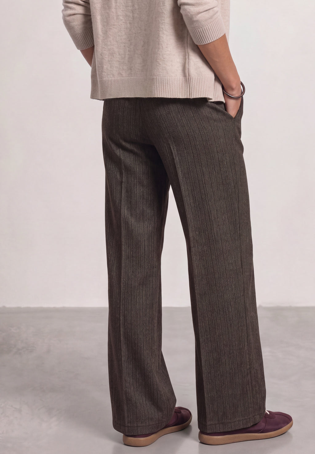 High Waist Straight Leg Hose mit Knopfdetail