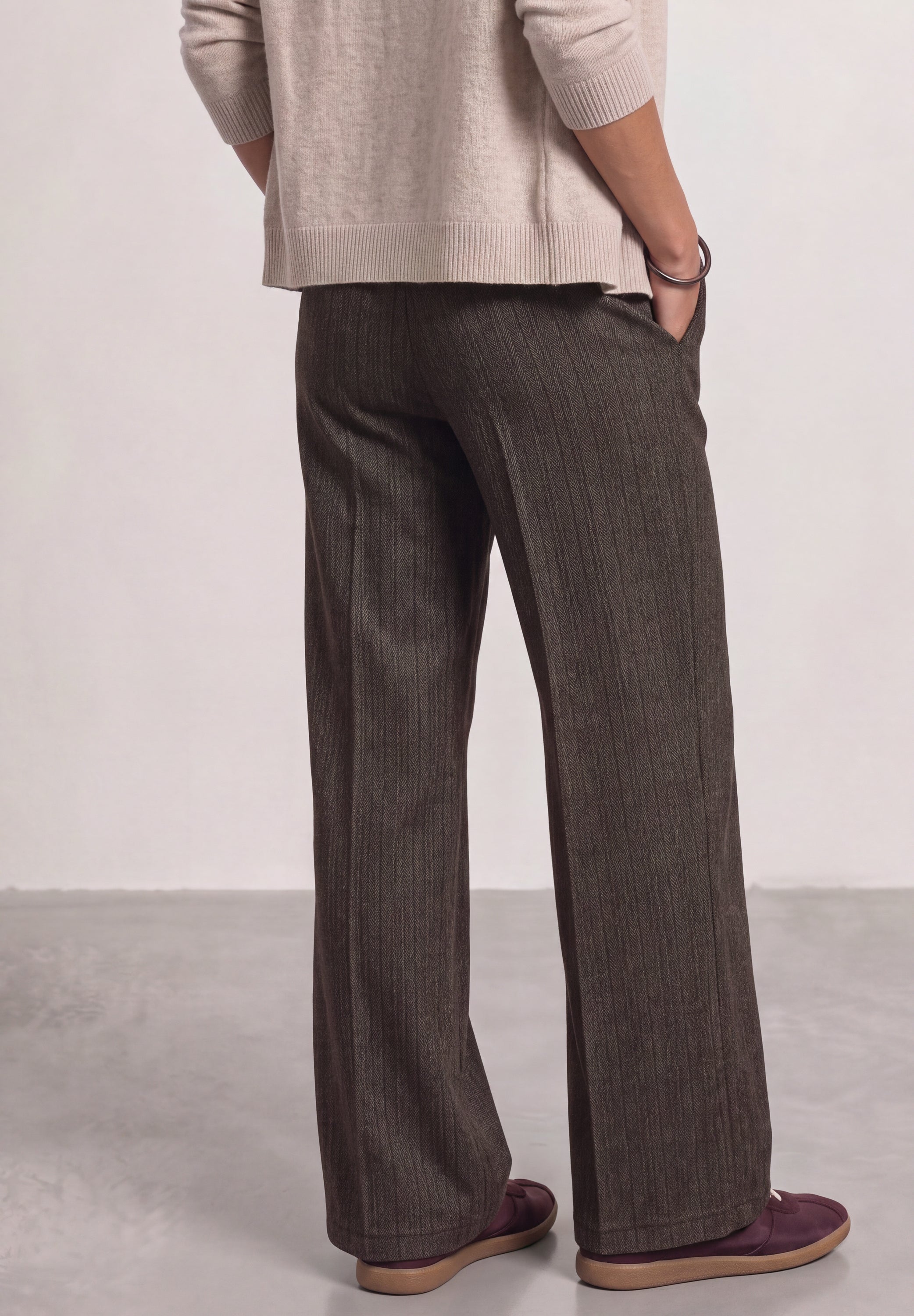 High Waist Straight Leg Hose mit Knopfdetail