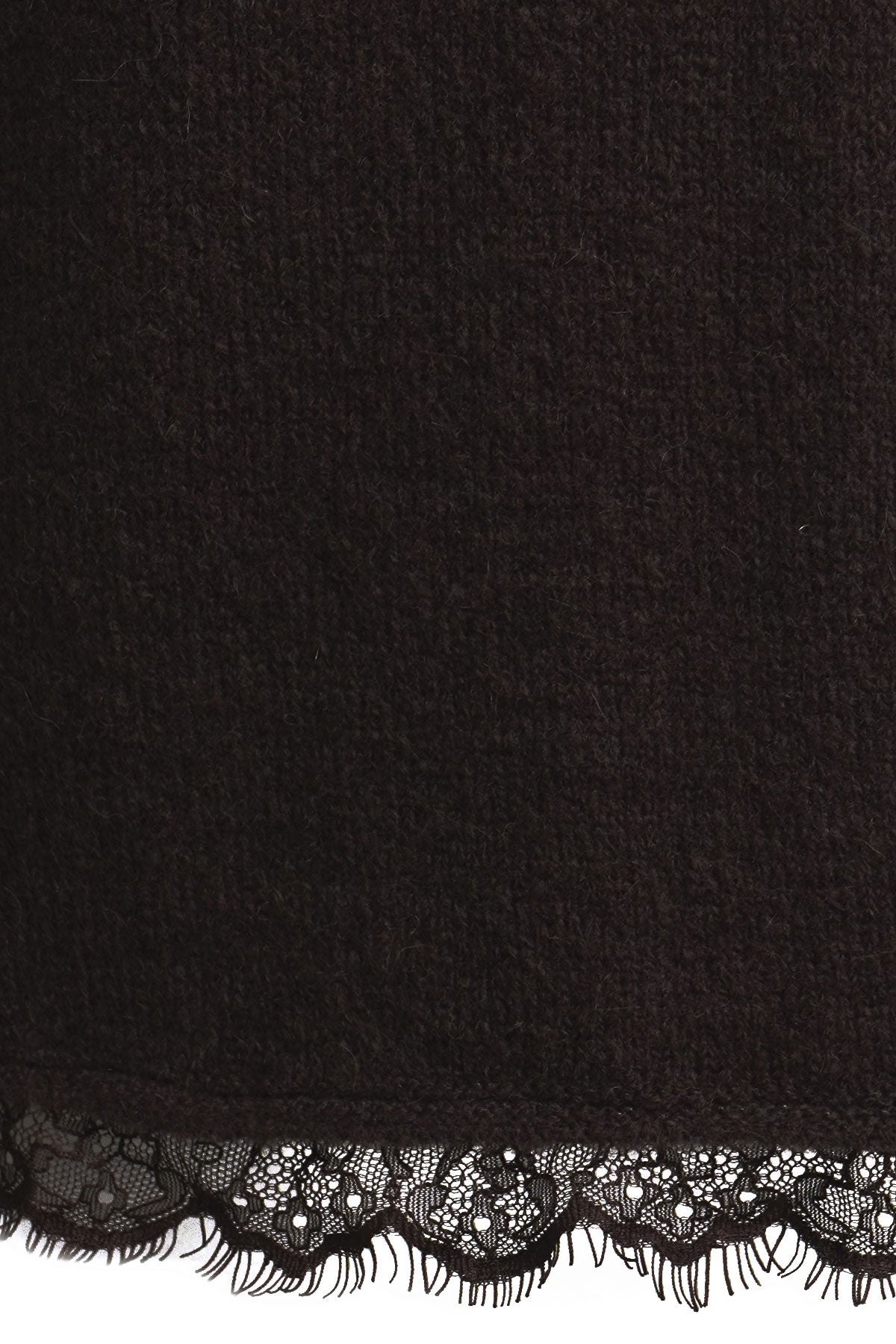 round neck 1/1 sleeve + lace at hem