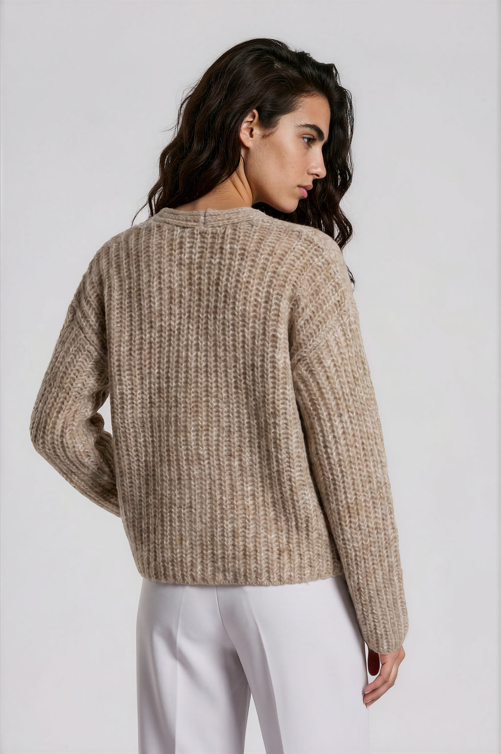 v neck drop shoulder 1/1 sleeve