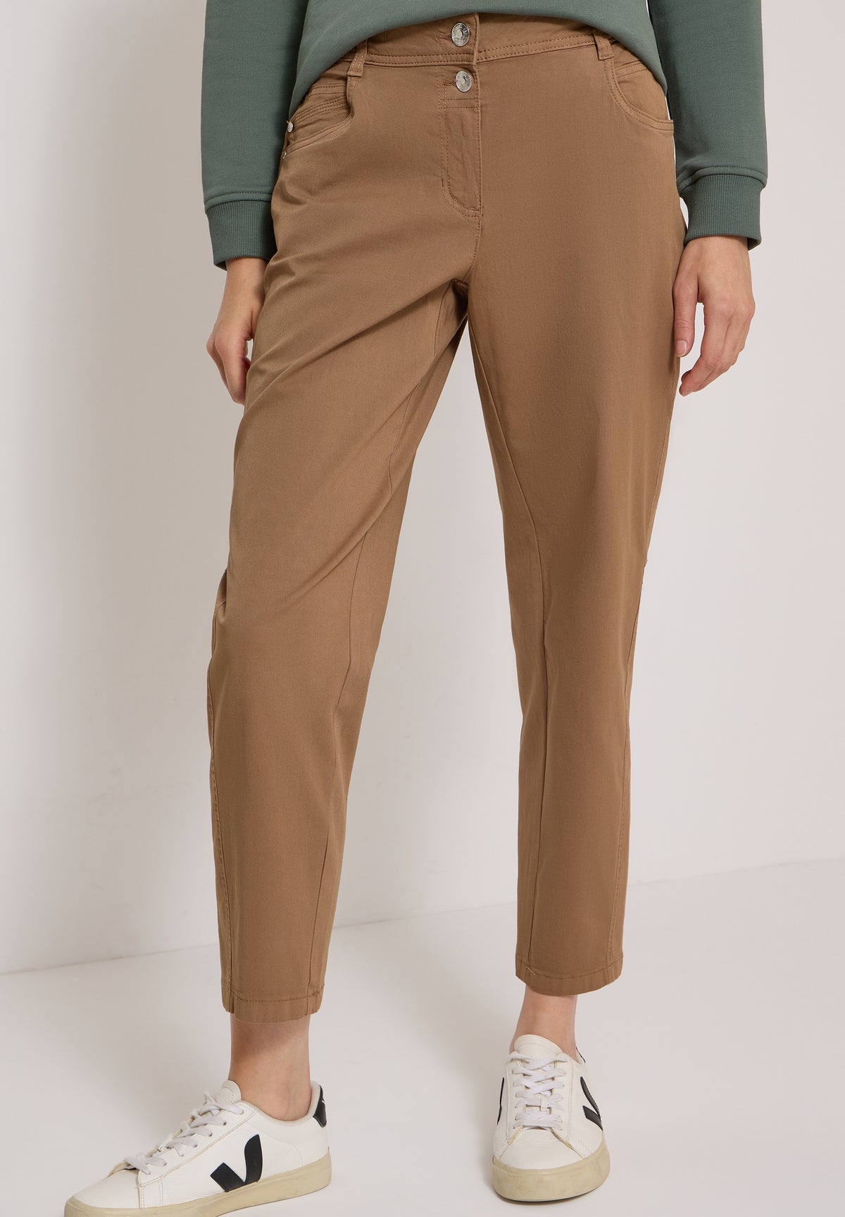 Mid Waist Barrel Leg Hose im Casual Fit