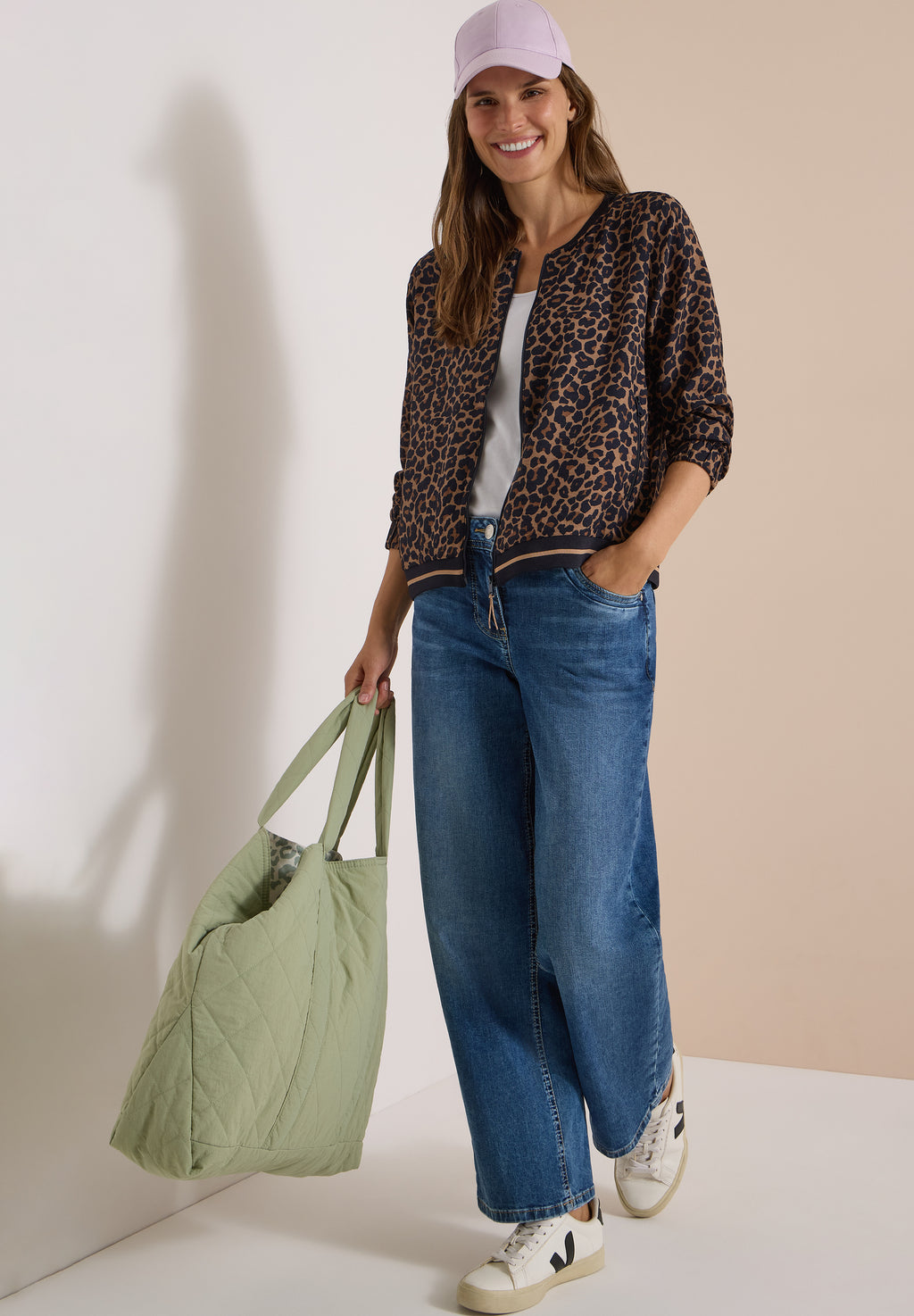 Blouson mit Zipper und Leo-Muster