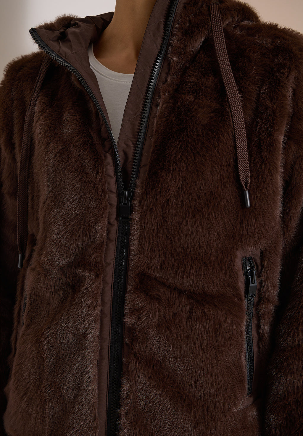 Fake Fur Jacke mit Softshelldetails