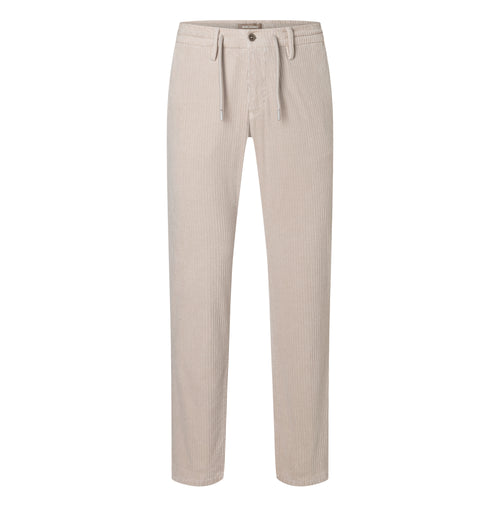 Cordhose Pedro im Comfort Fit von MAC